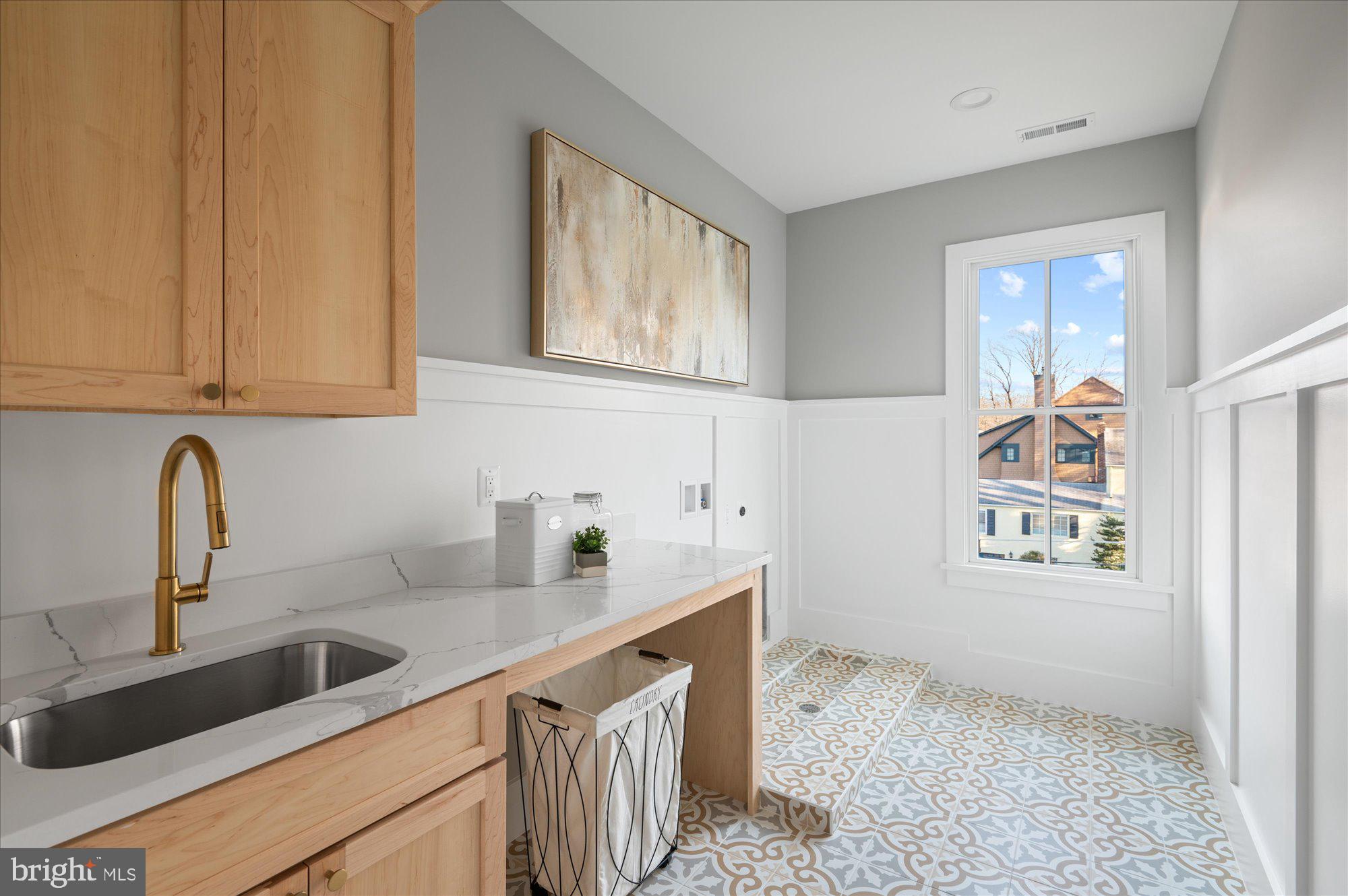 CHESTERBROOK - Residential