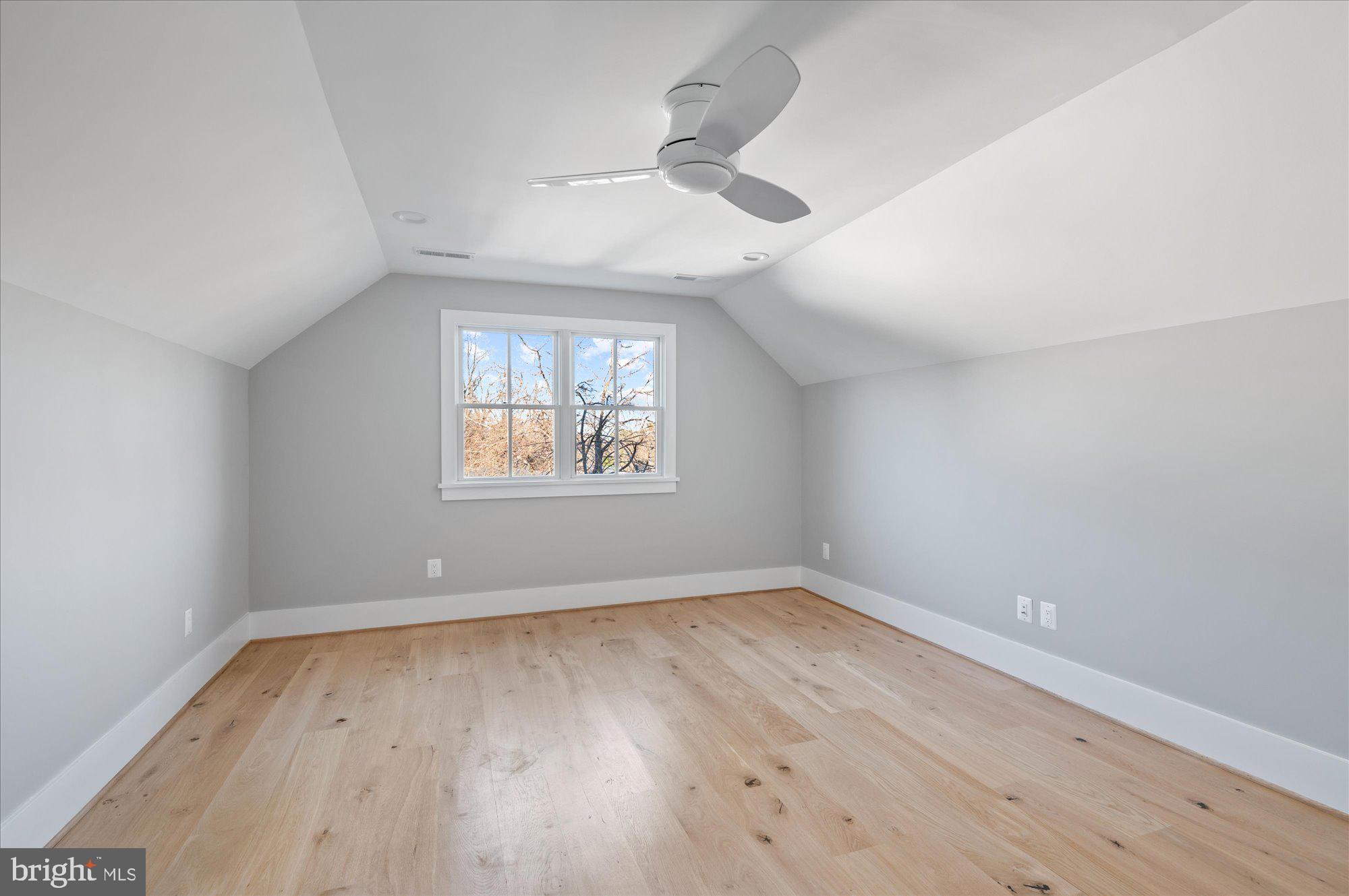 CHESTERBROOK - Residential