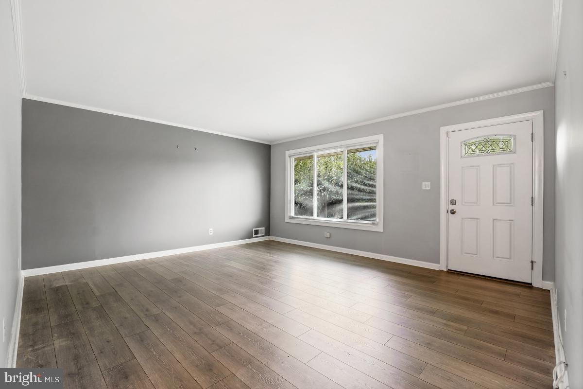 WHEATON OUT RES. (2) - Residential Lease