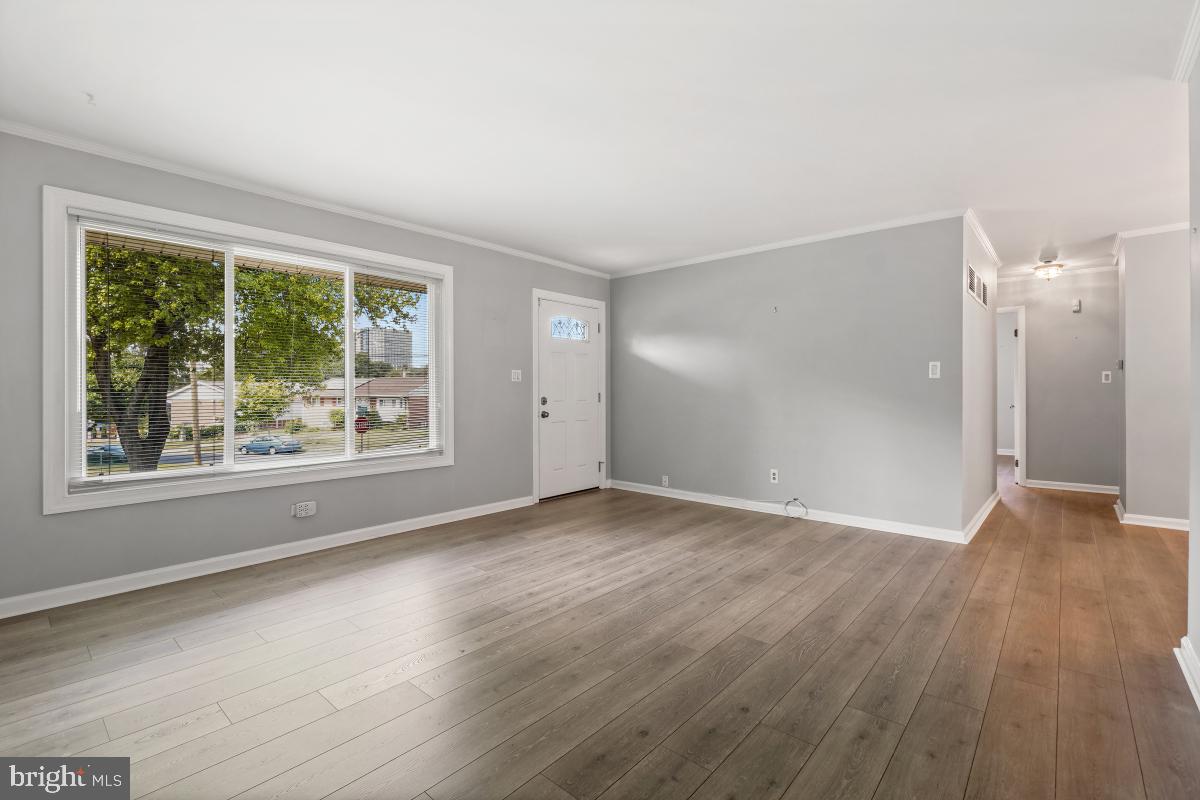 WHEATON OUT RES. (2) - Residential Lease