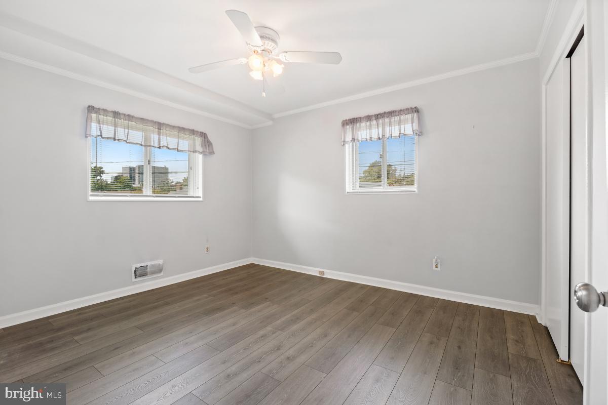 WHEATON OUT RES. (2) - Residential Lease