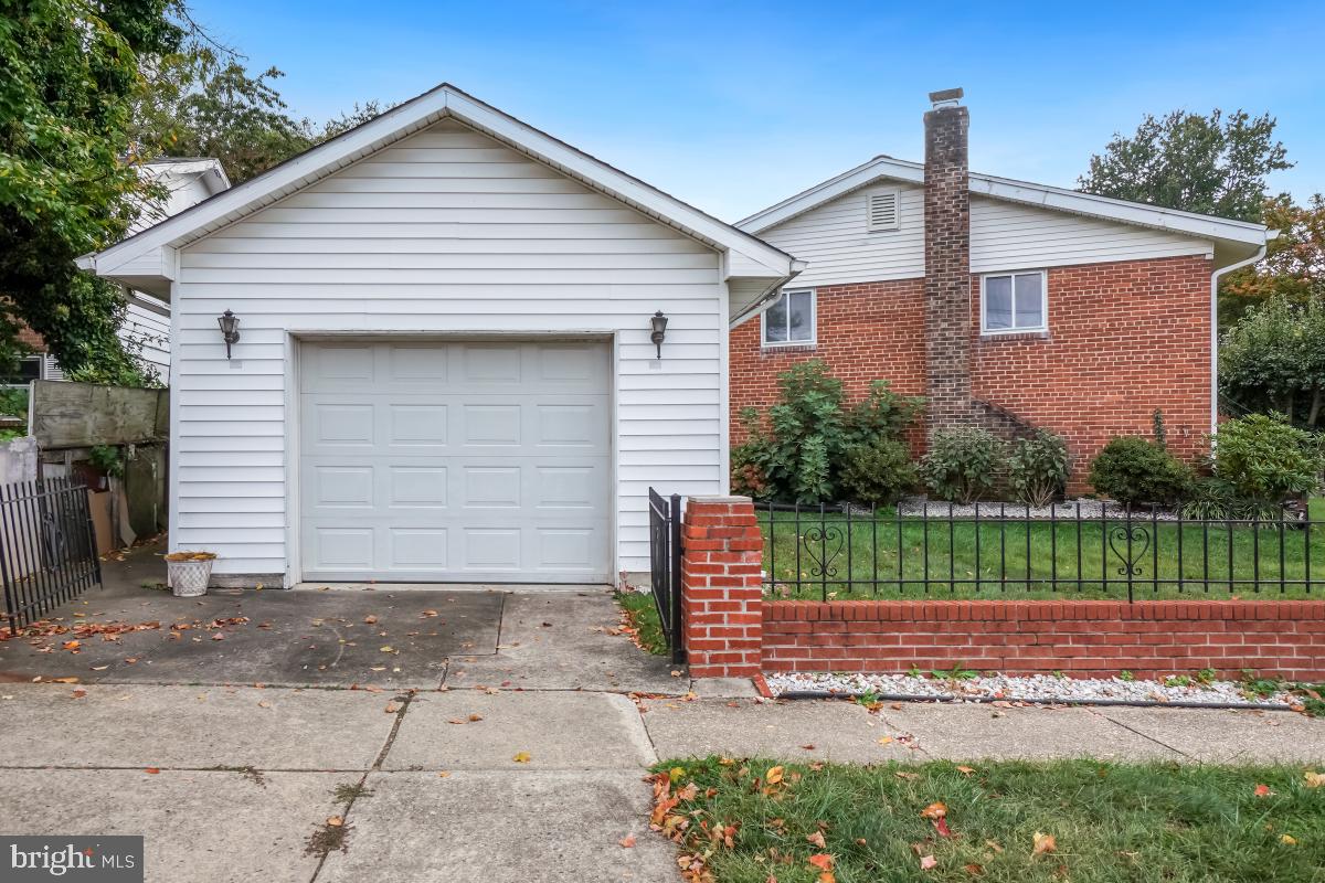 WHEATON OUT RES. (2) - Residential Lease