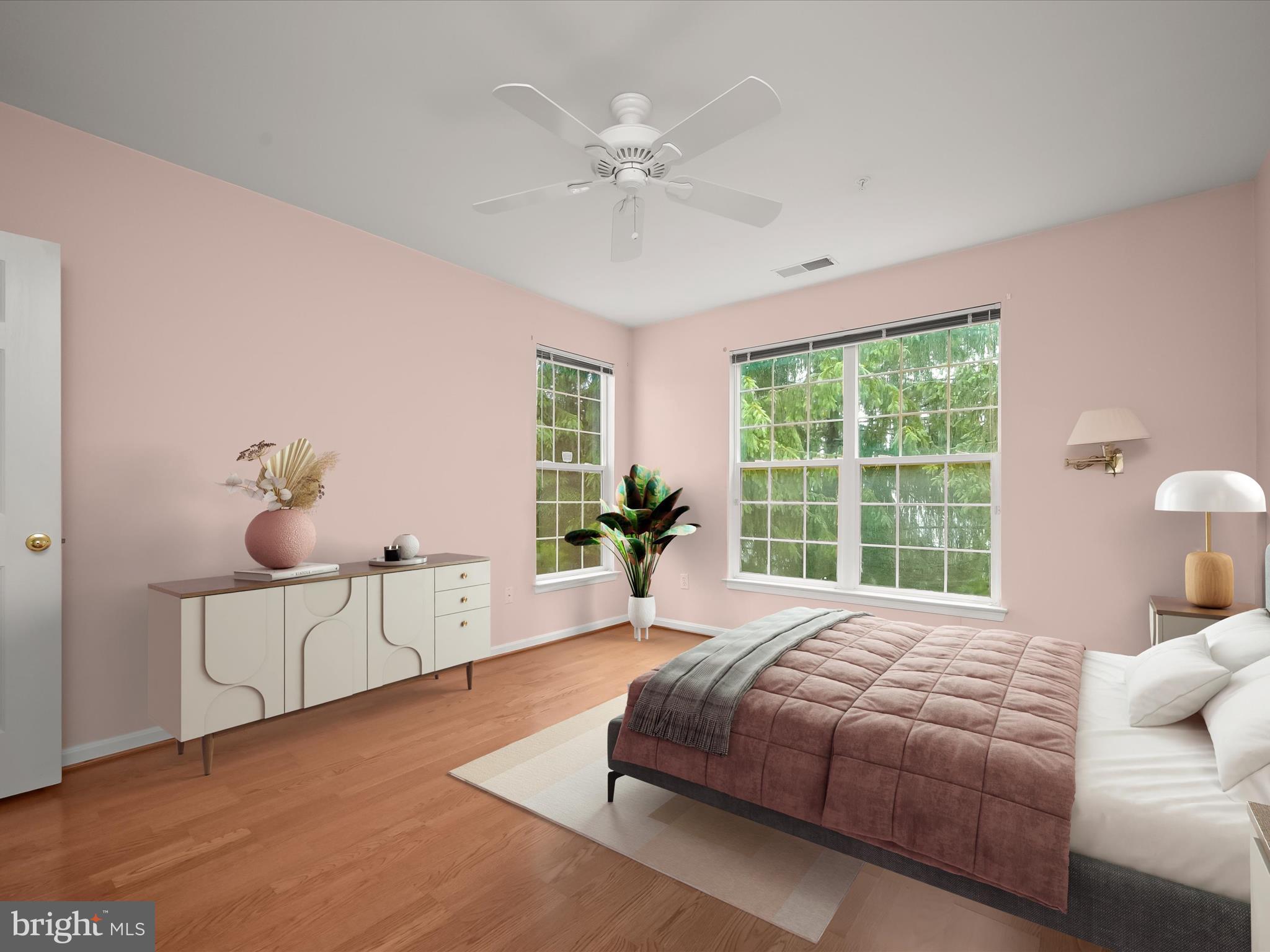 HOLLINGTON AT THE POINTE - Residential