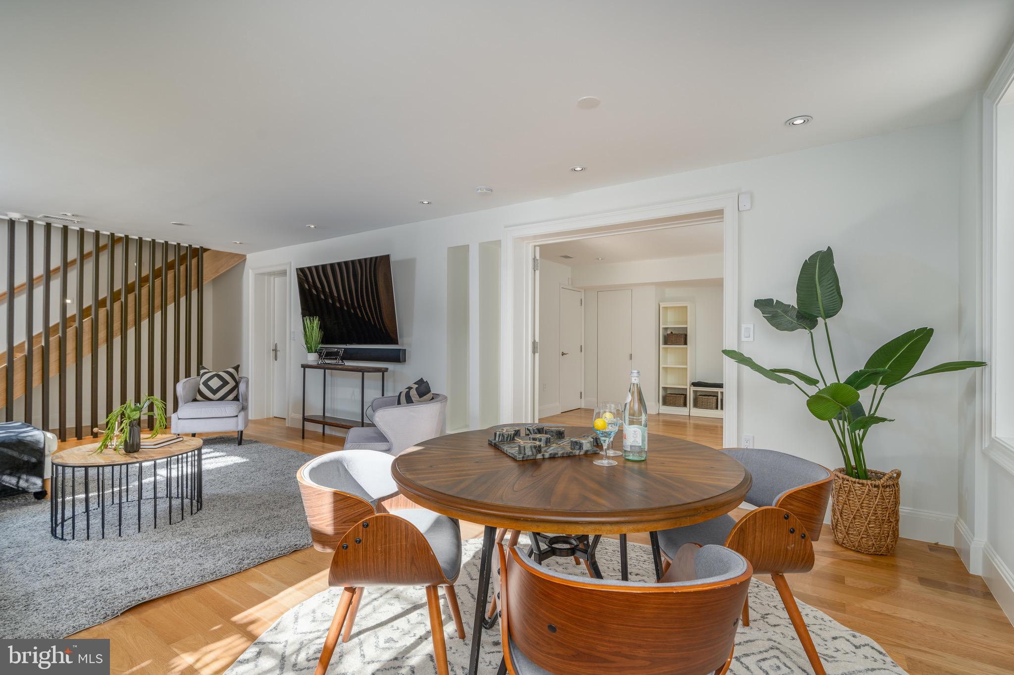 BERKLEY - Residential