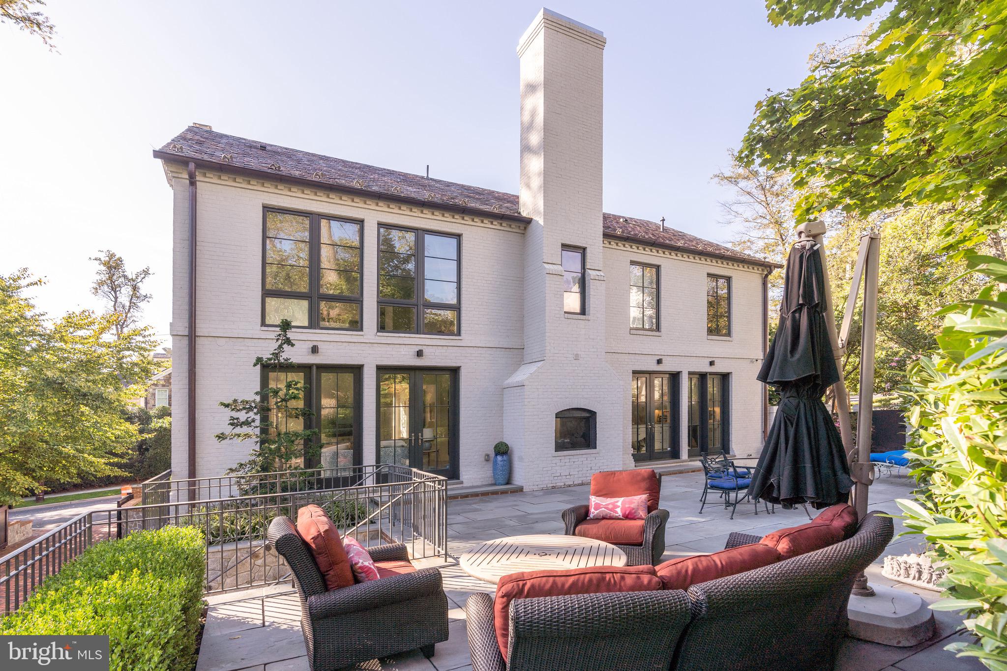 BERKLEY - Residential