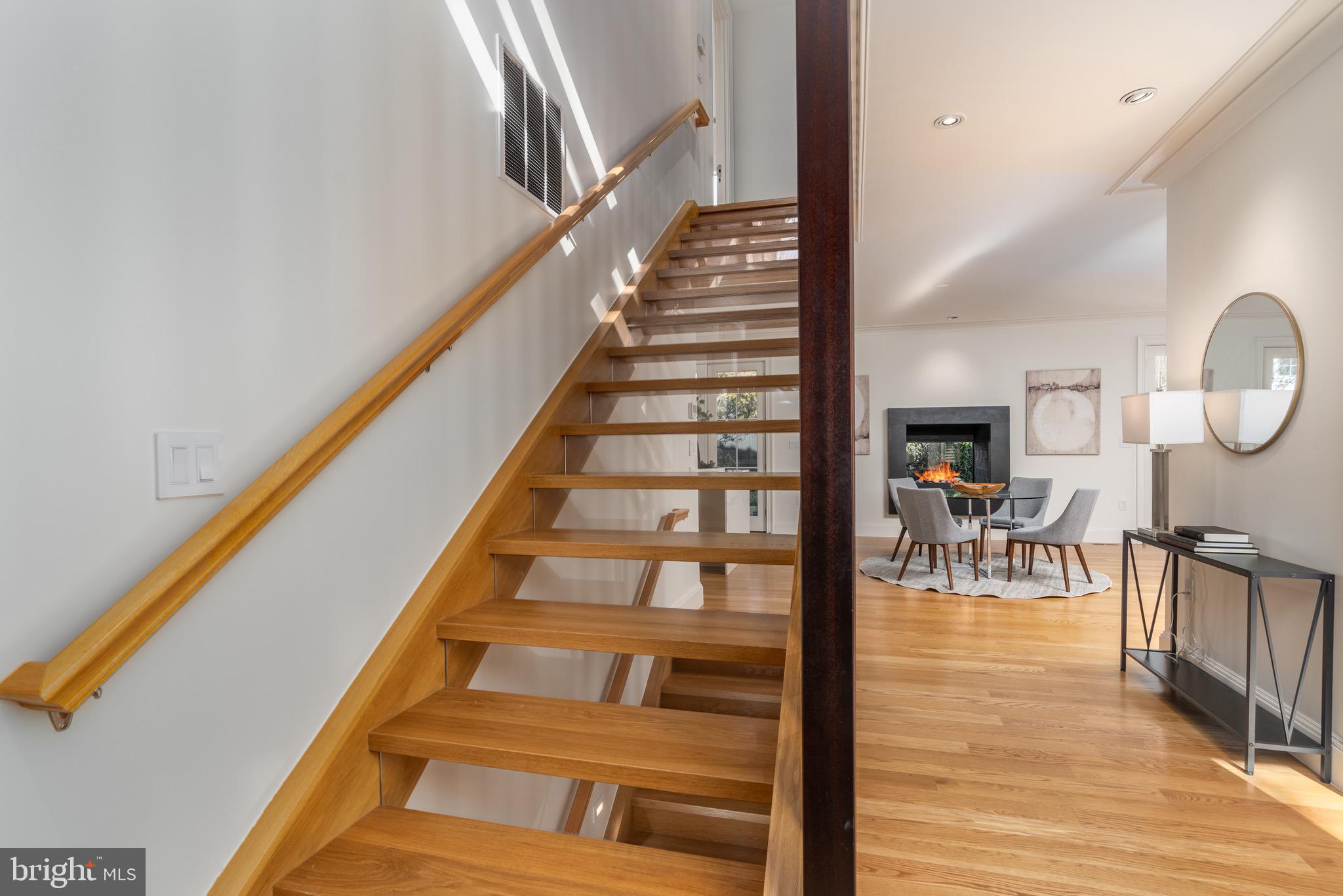 BERKLEY - Residential