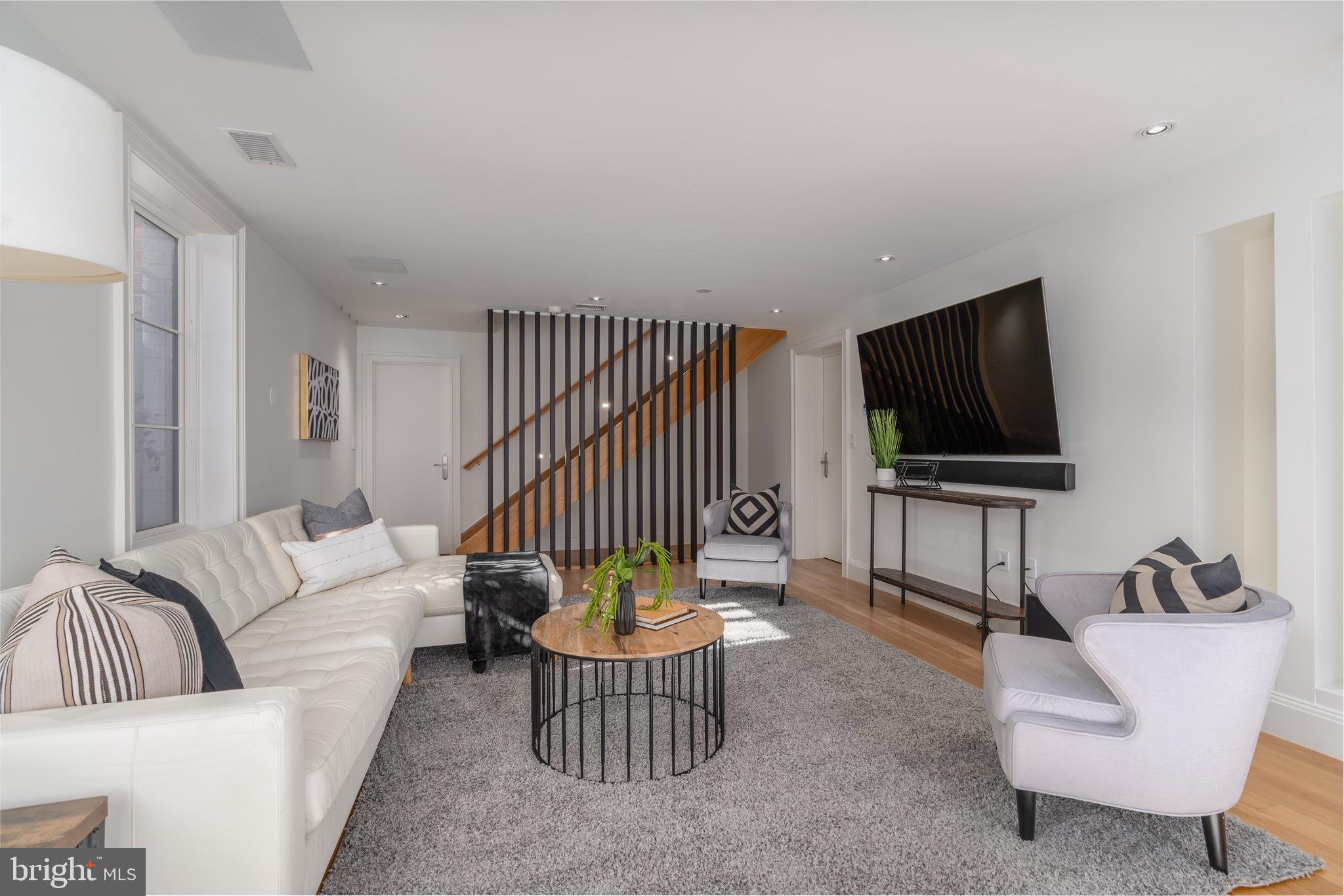 BERKLEY - Residential