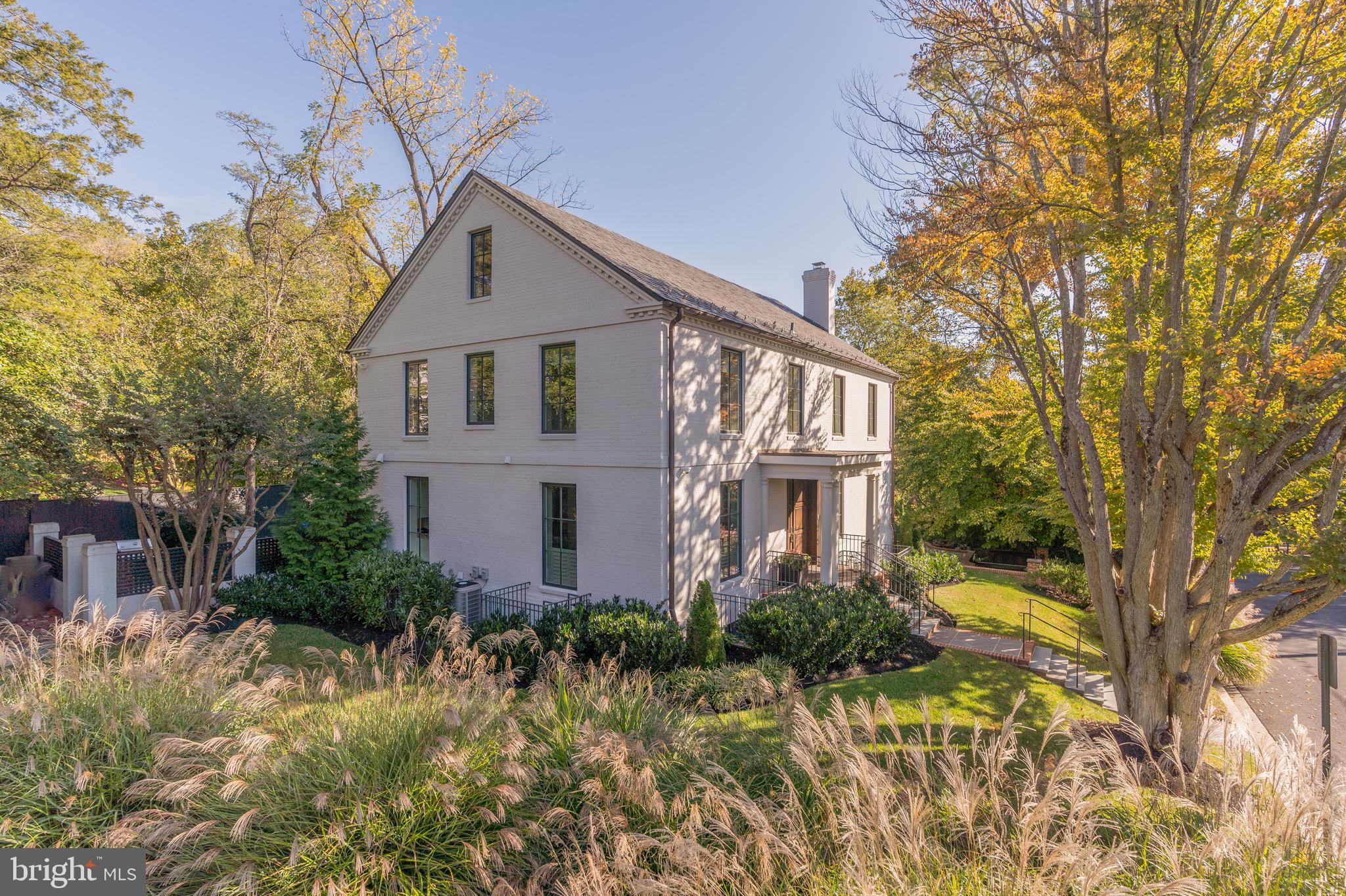 BERKLEY - Residential