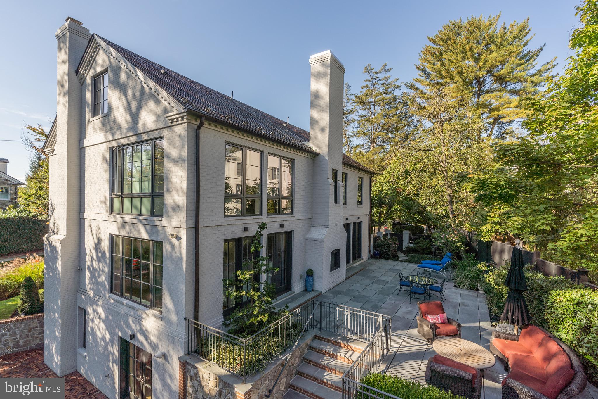 BERKLEY - Residential