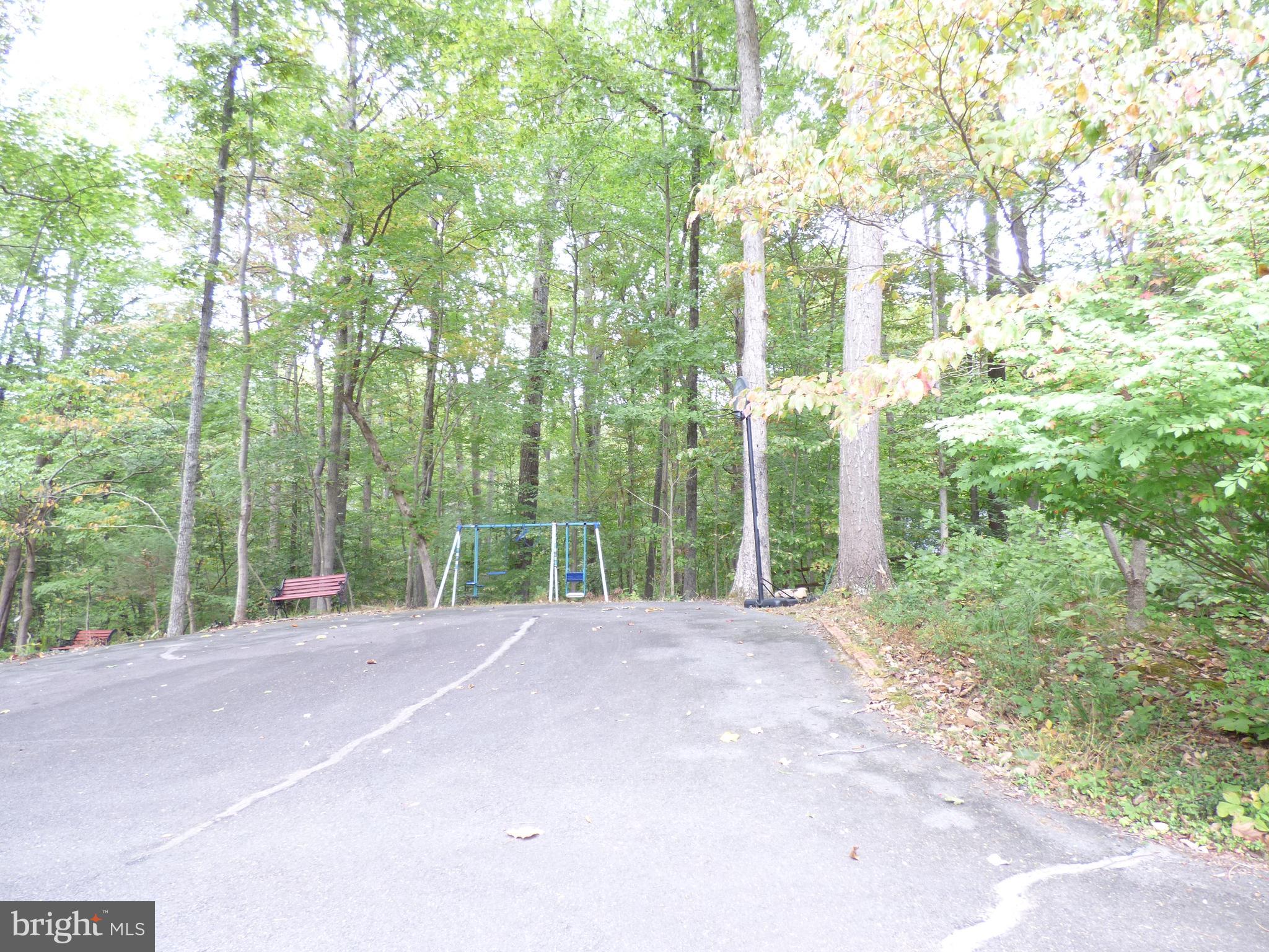 FROSTY MEADOWS - Residential