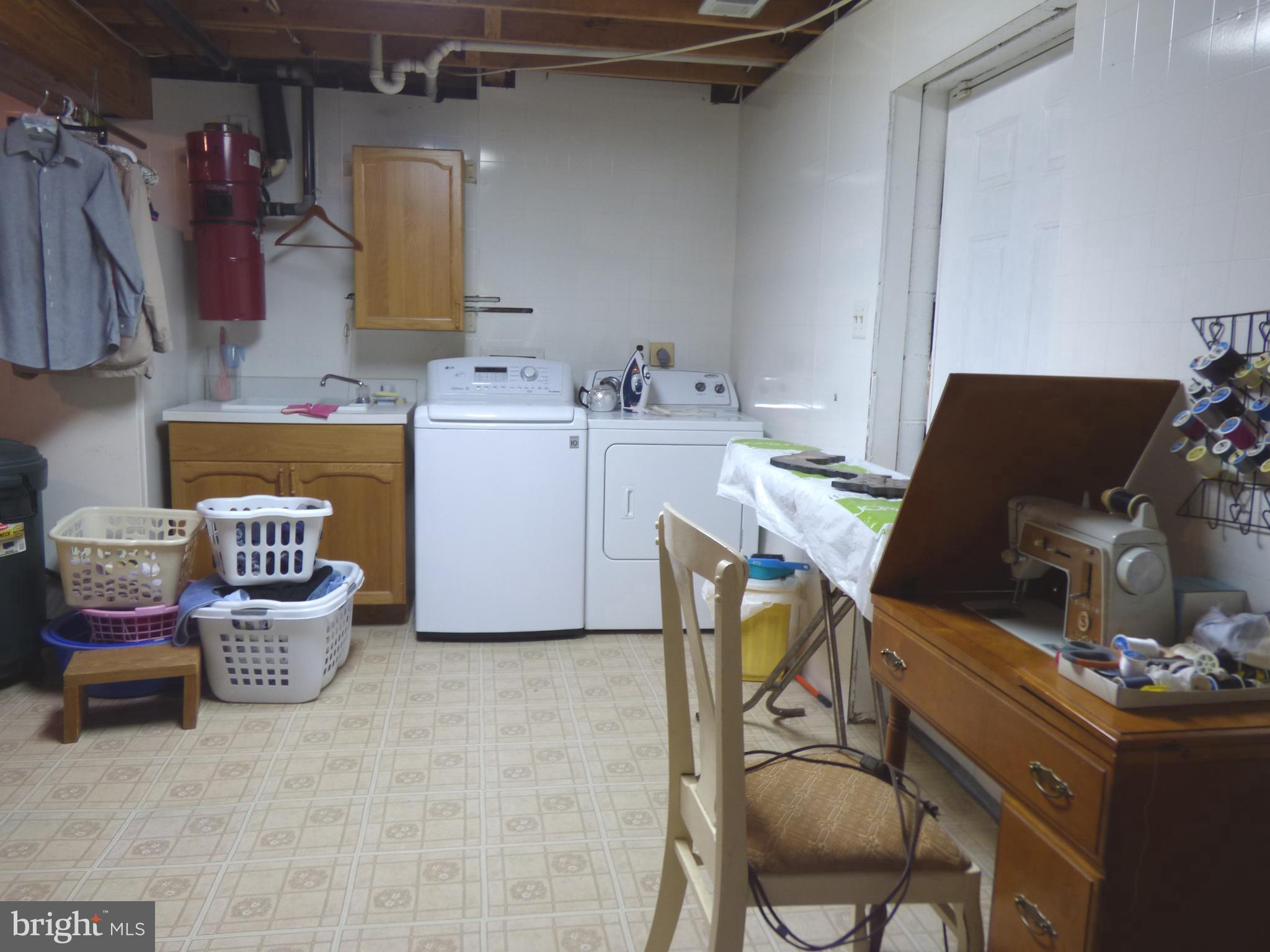 FROSTY MEADOWS - Residential