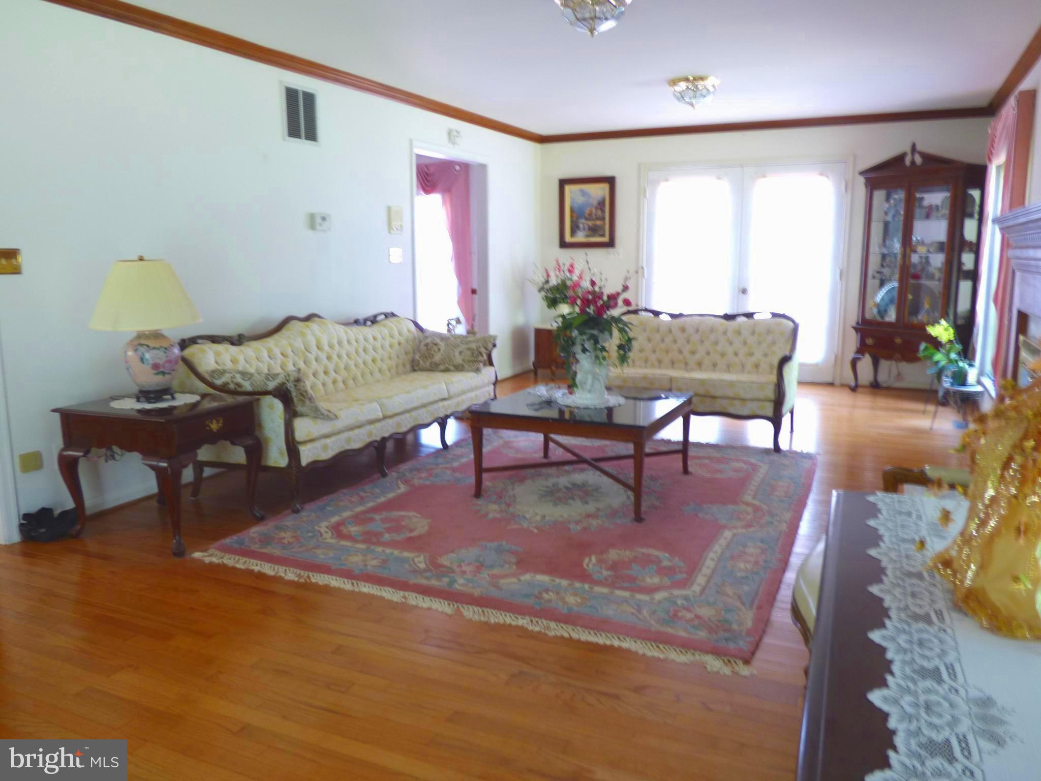 FROSTY MEADOWS - Residential