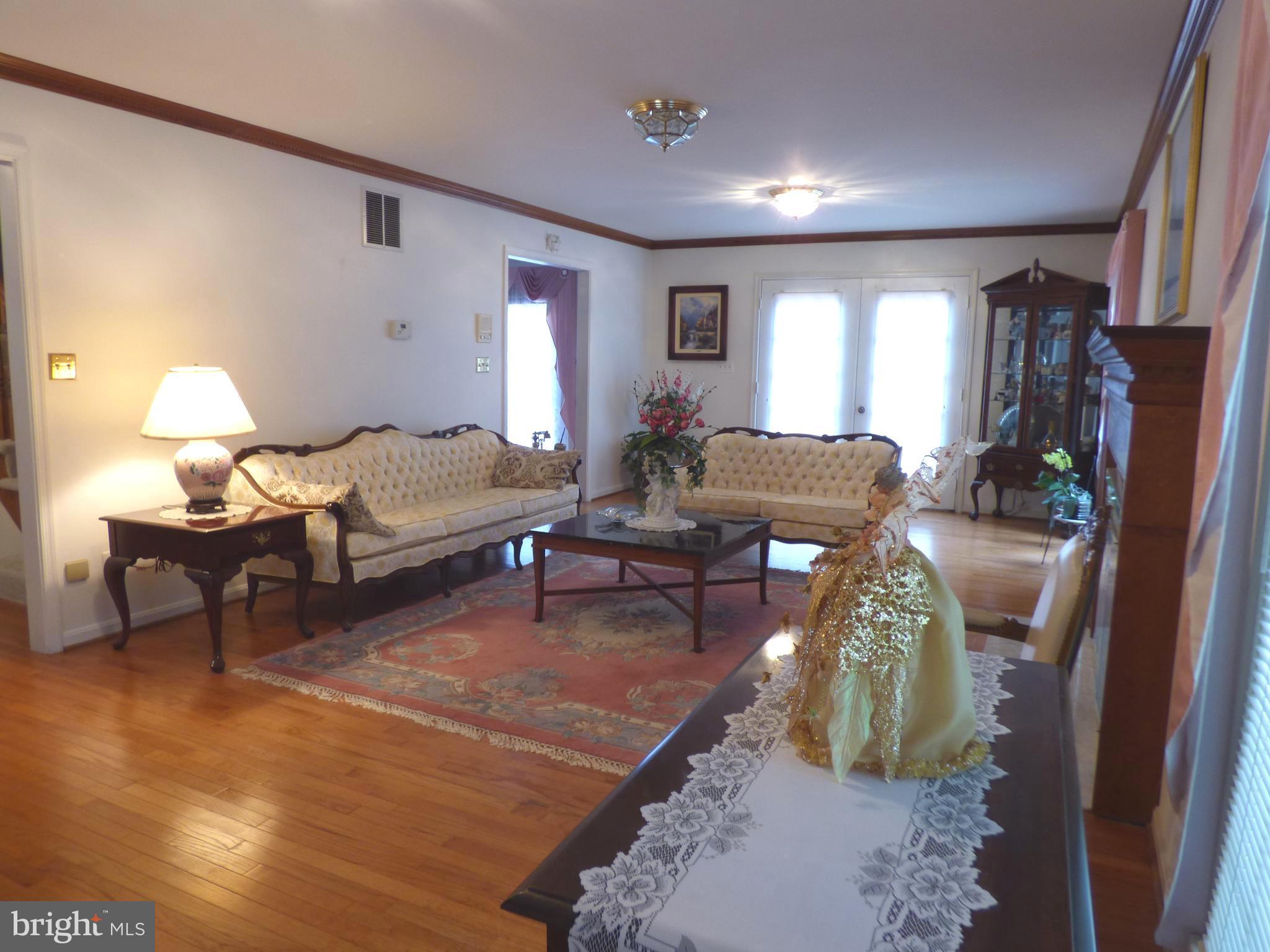 FROSTY MEADOWS - Residential