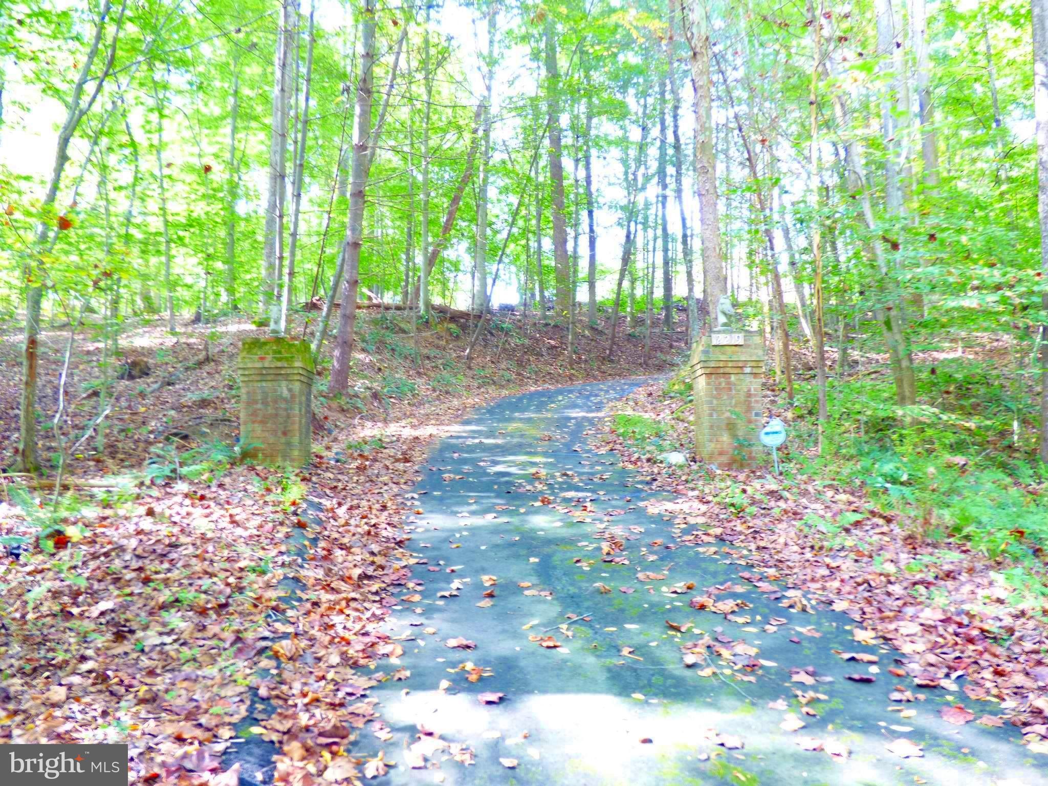 FROSTY MEADOWS - Residential