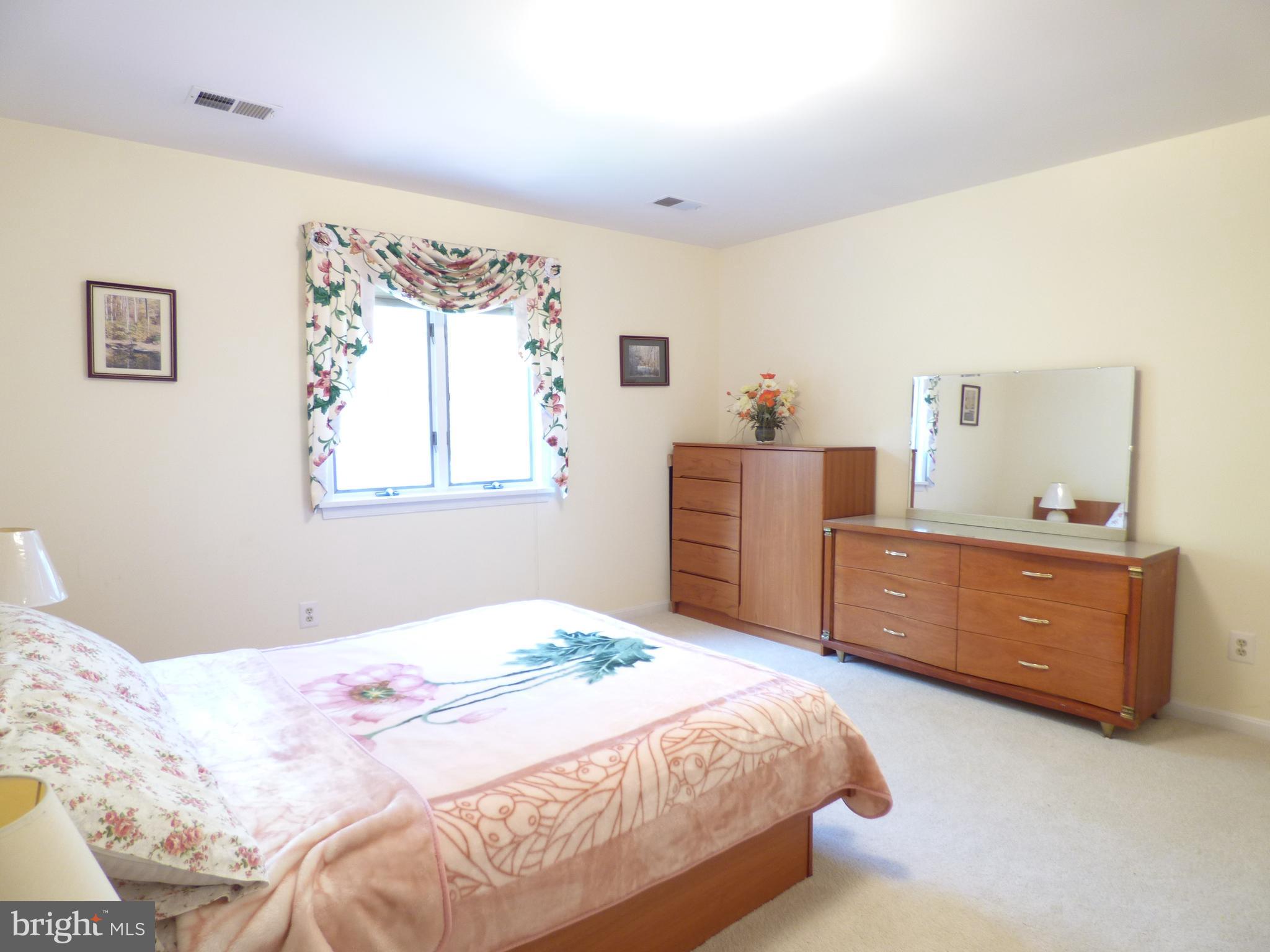 FROSTY MEADOWS - Residential