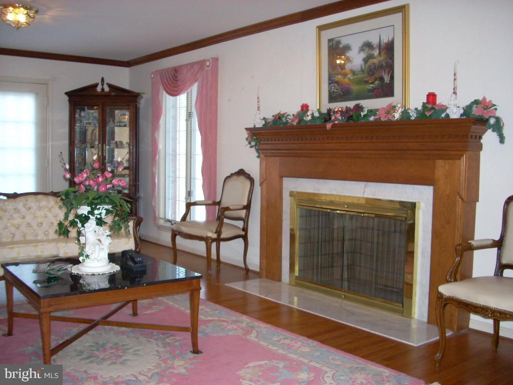 FROSTY MEADOWS - Residential