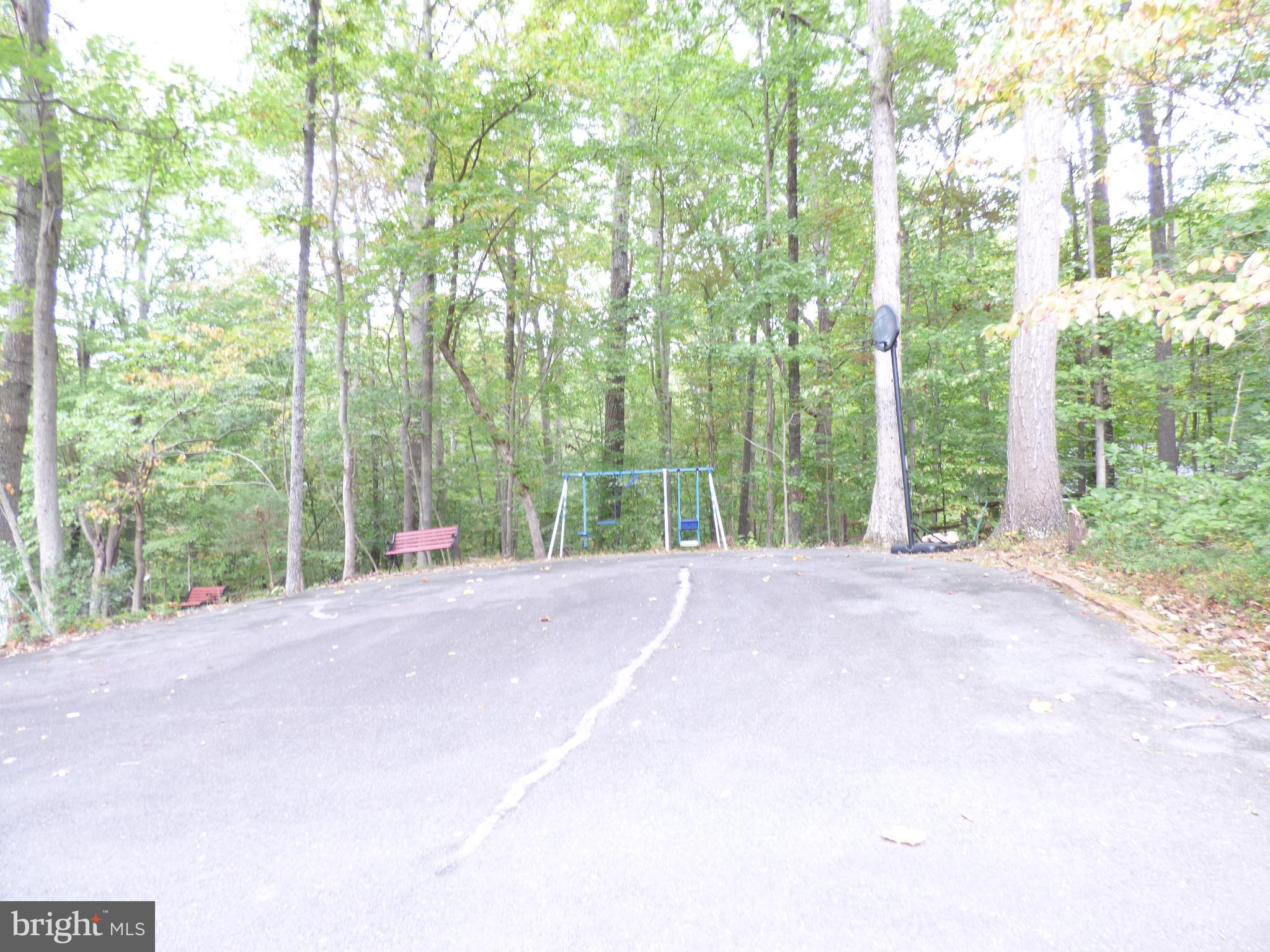 FROSTY MEADOWS - Residential