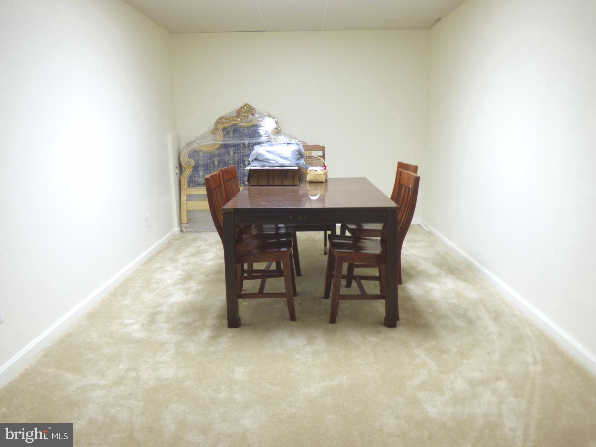 FROSTY MEADOWS - Residential