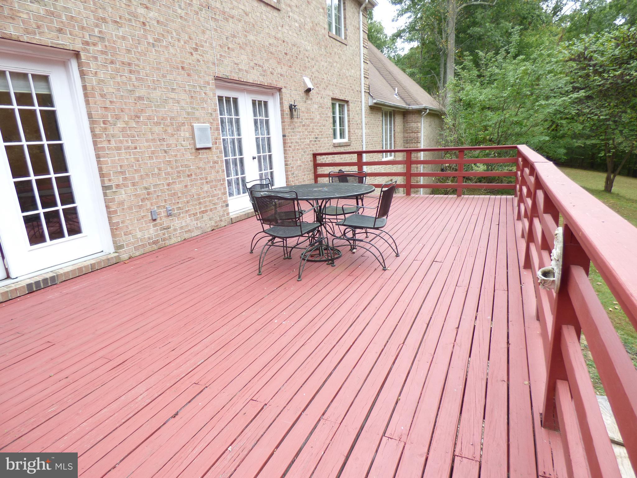 FROSTY MEADOWS - Residential