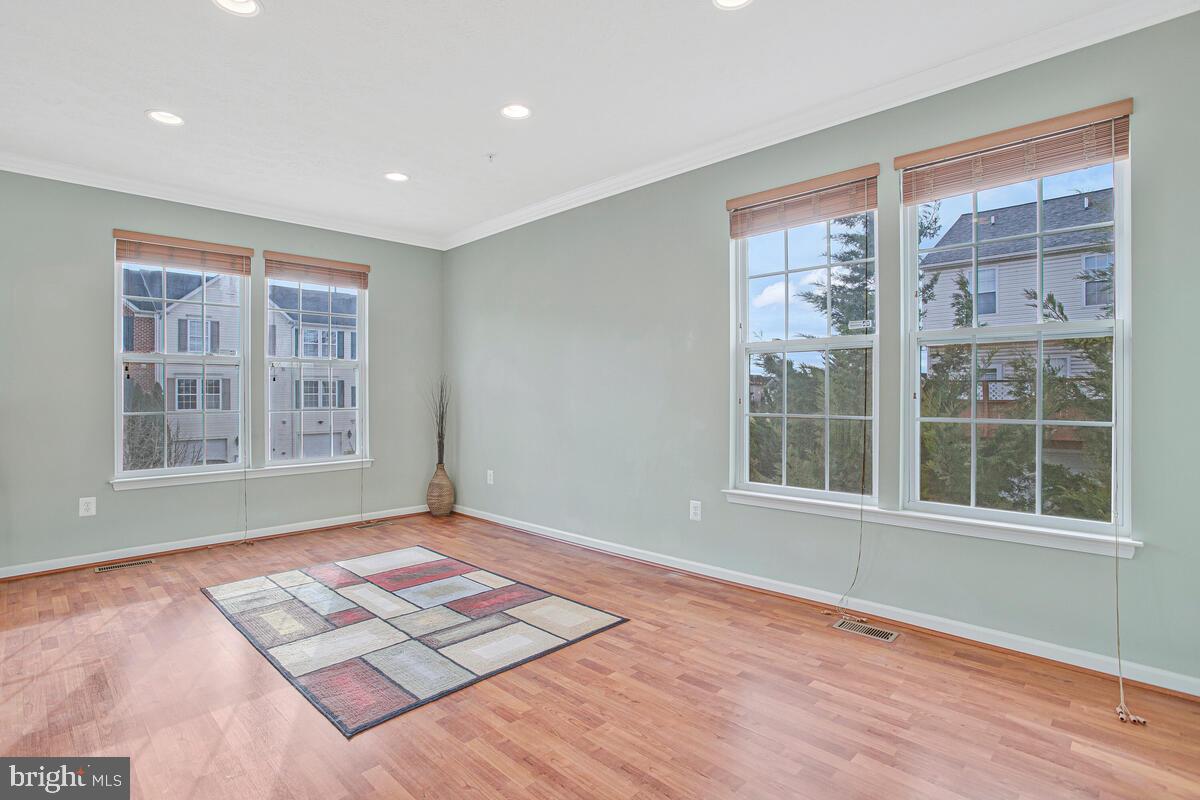 MIRAMAR LANDING - Residential