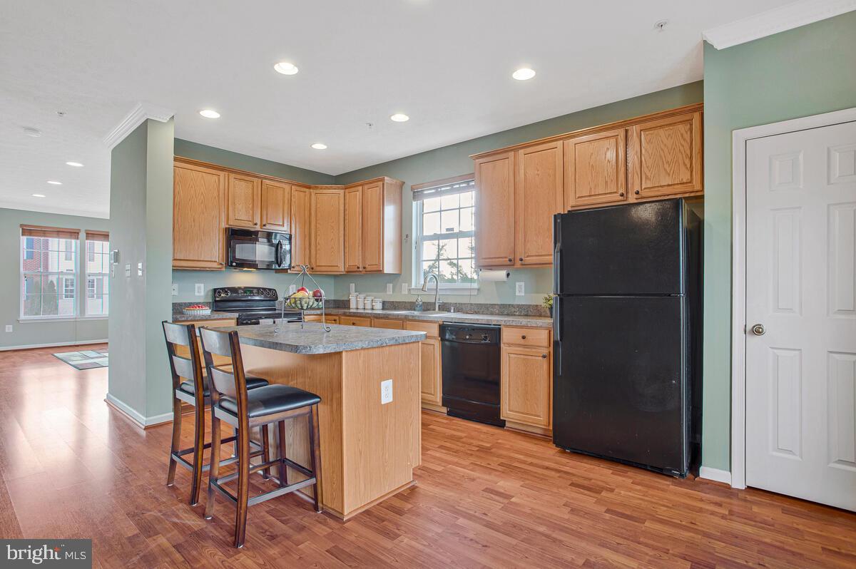 MIRAMAR LANDING - Residential