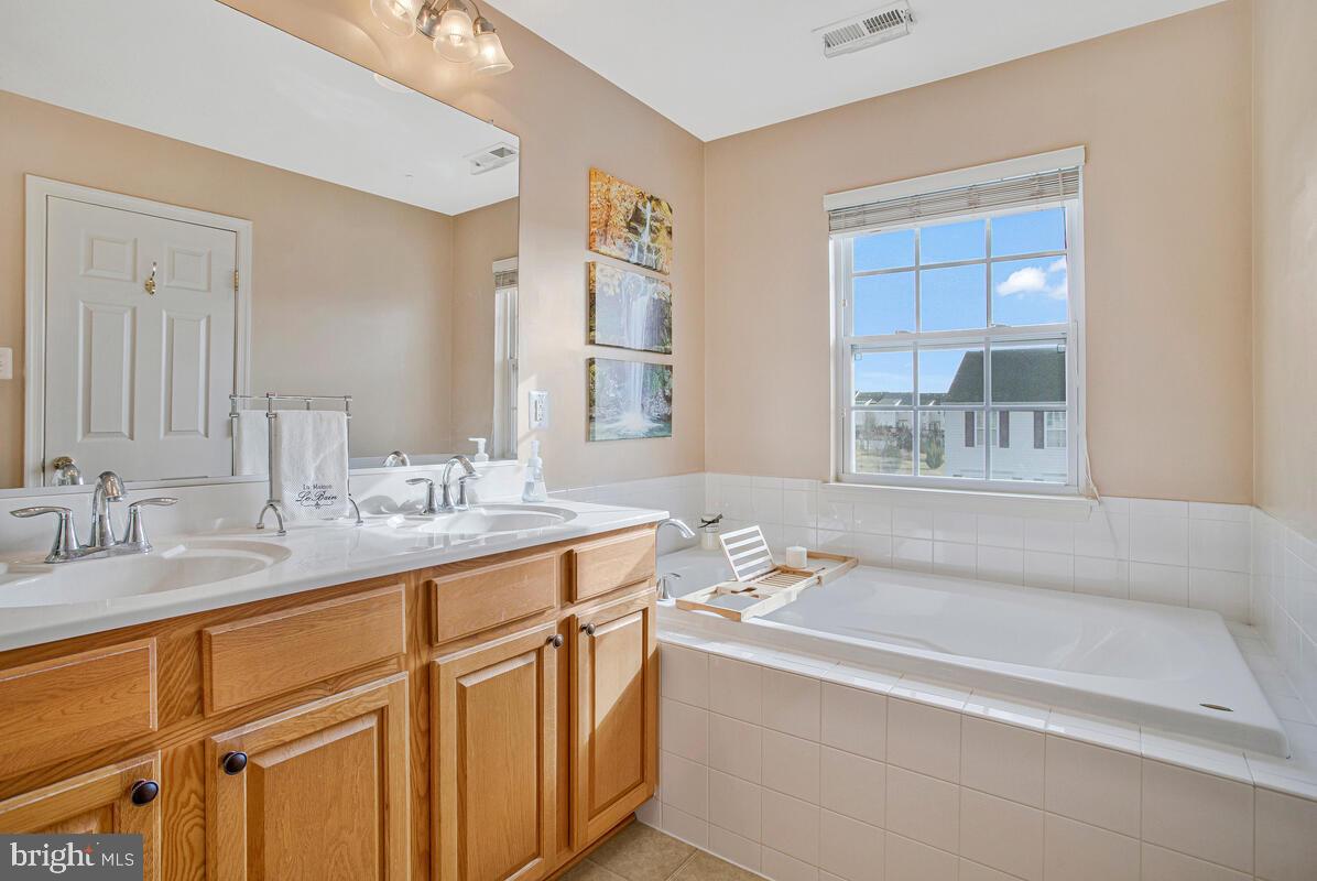 MIRAMAR LANDING - Residential