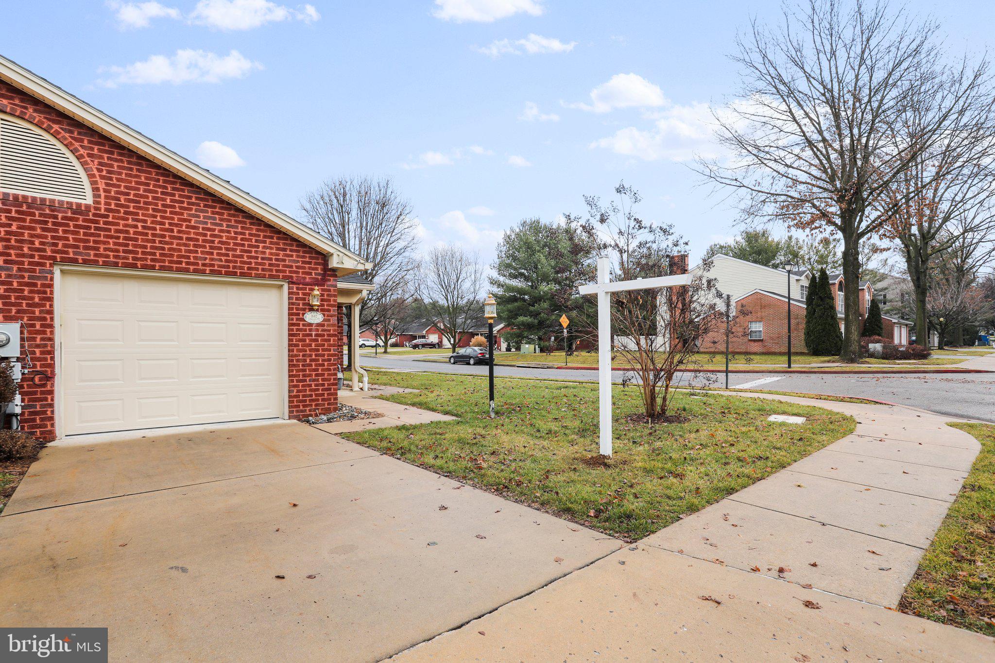 ENGLEBROOK PARK - Residential