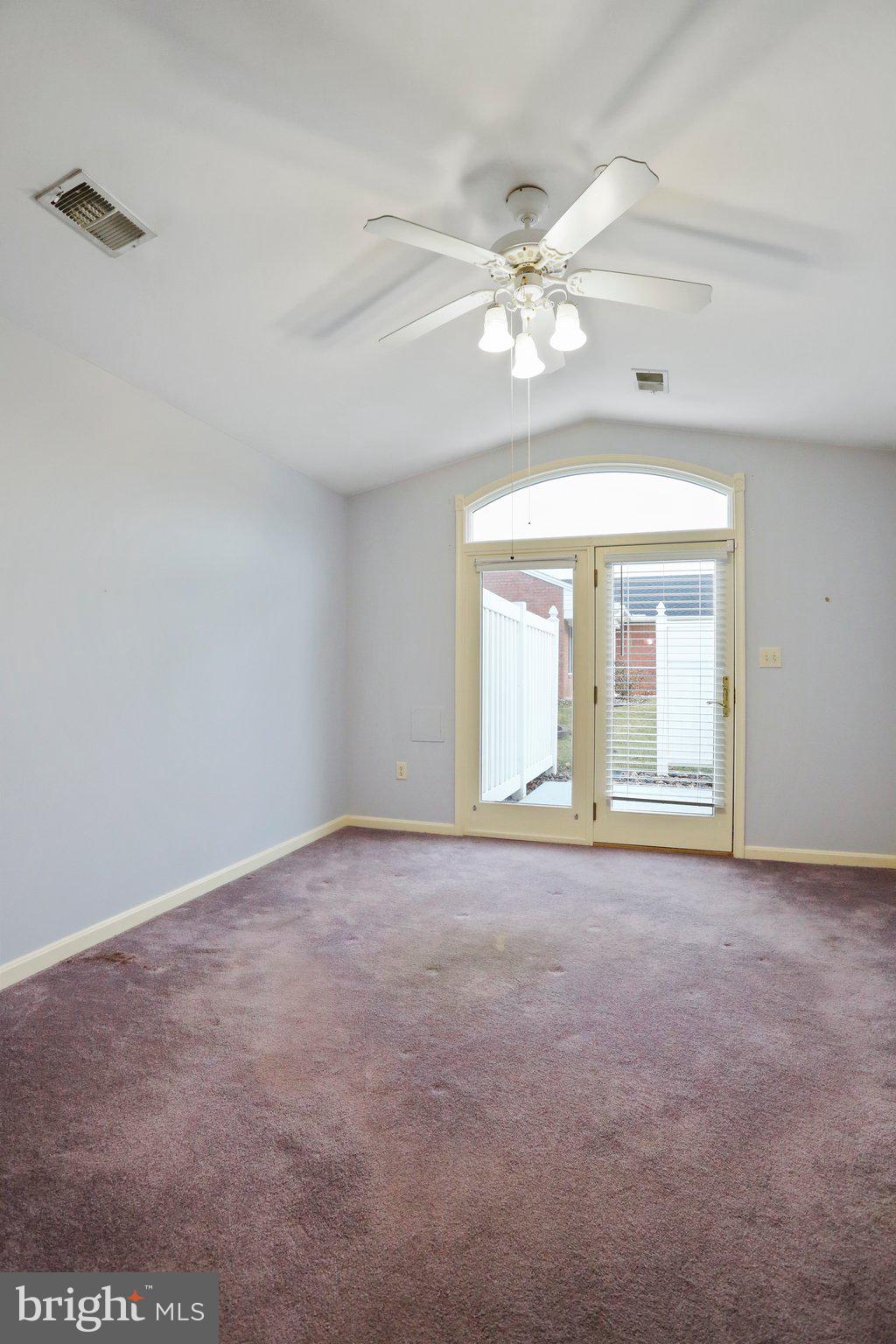 ENGLEBROOK PARK - Residential