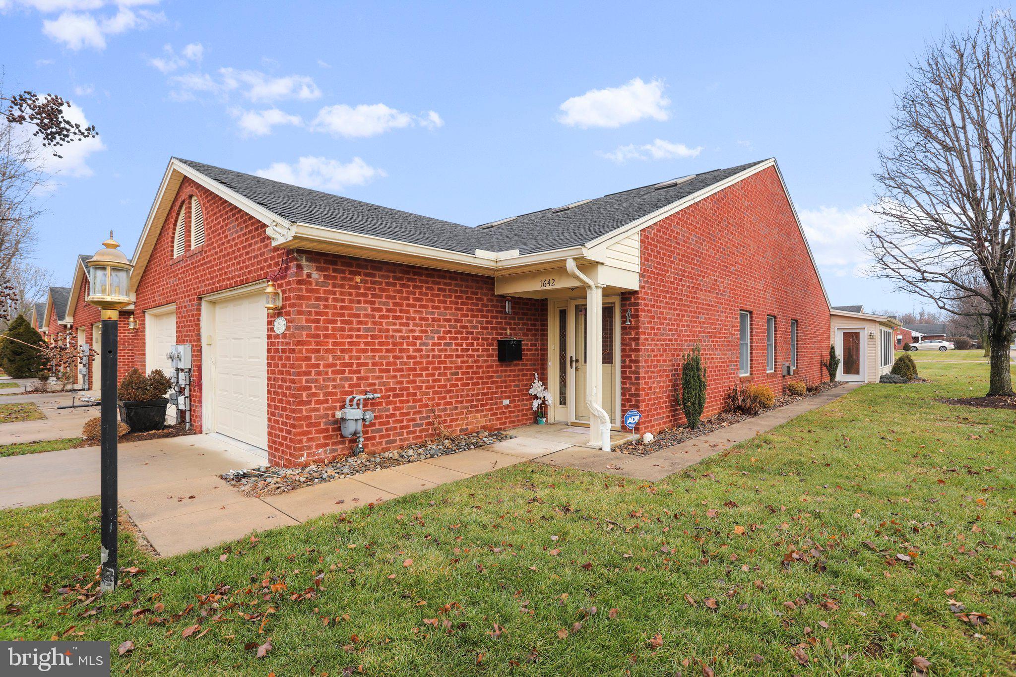 ENGLEBROOK PARK - Residential