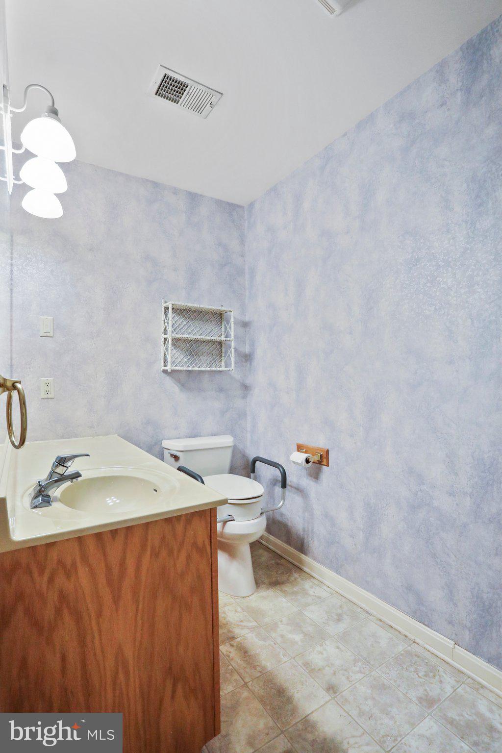 ENGLEBROOK PARK - Residential