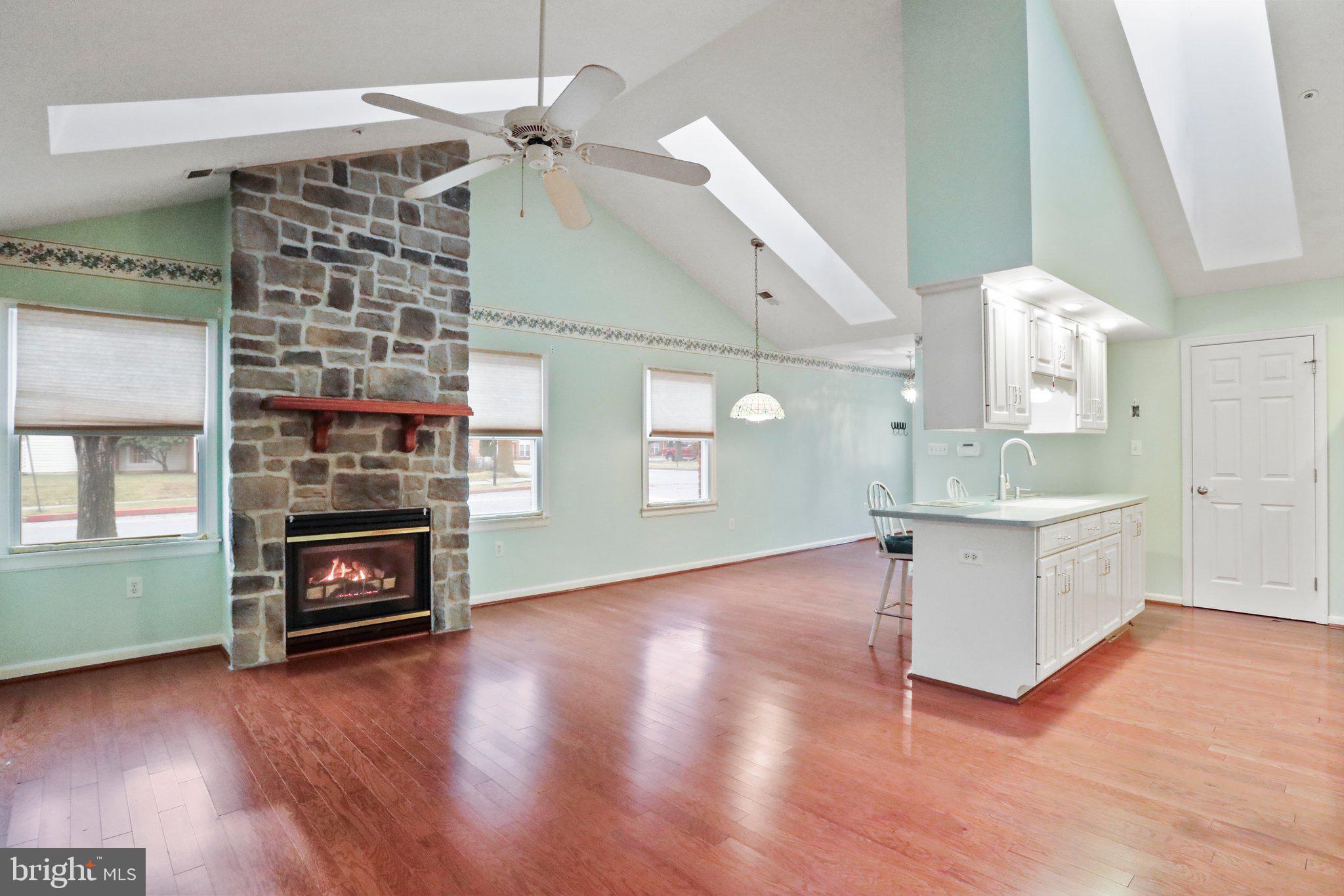 ENGLEBROOK PARK - Residential