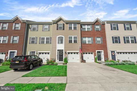 Townhouse For Sale - 425 Dogwood Drive<br/> WOODBURY, NJ 08096