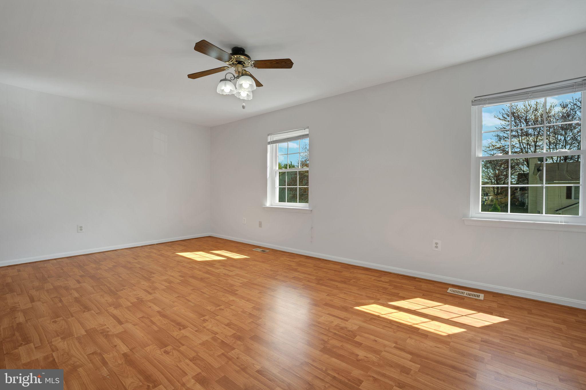 LOUDOUN HILLS - Residential