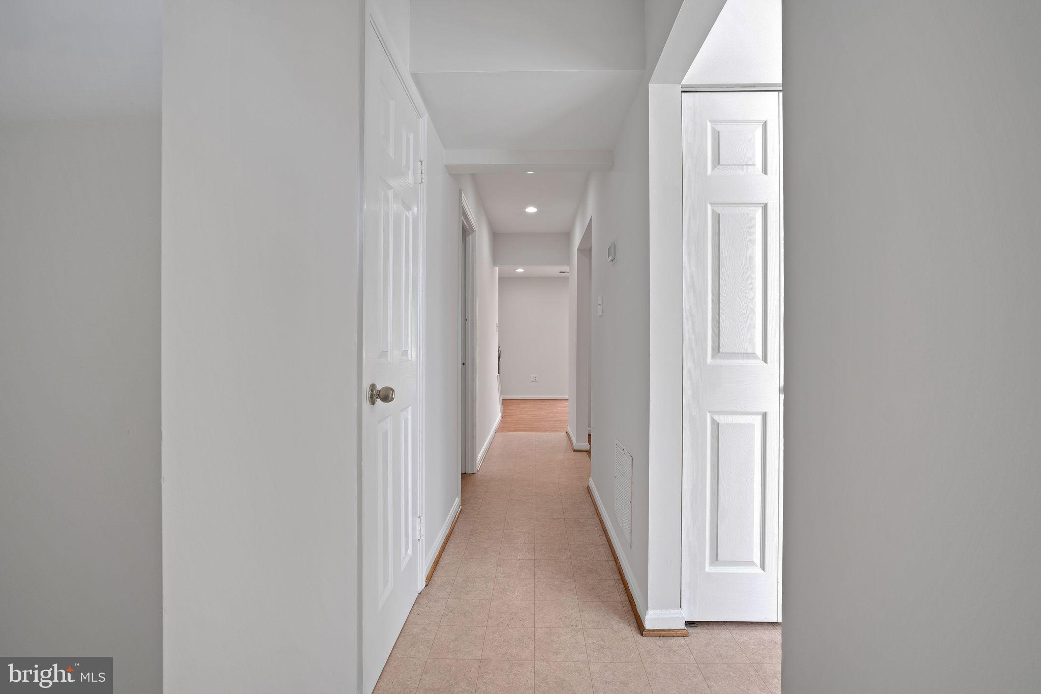 LOUDOUN HILLS - Residential