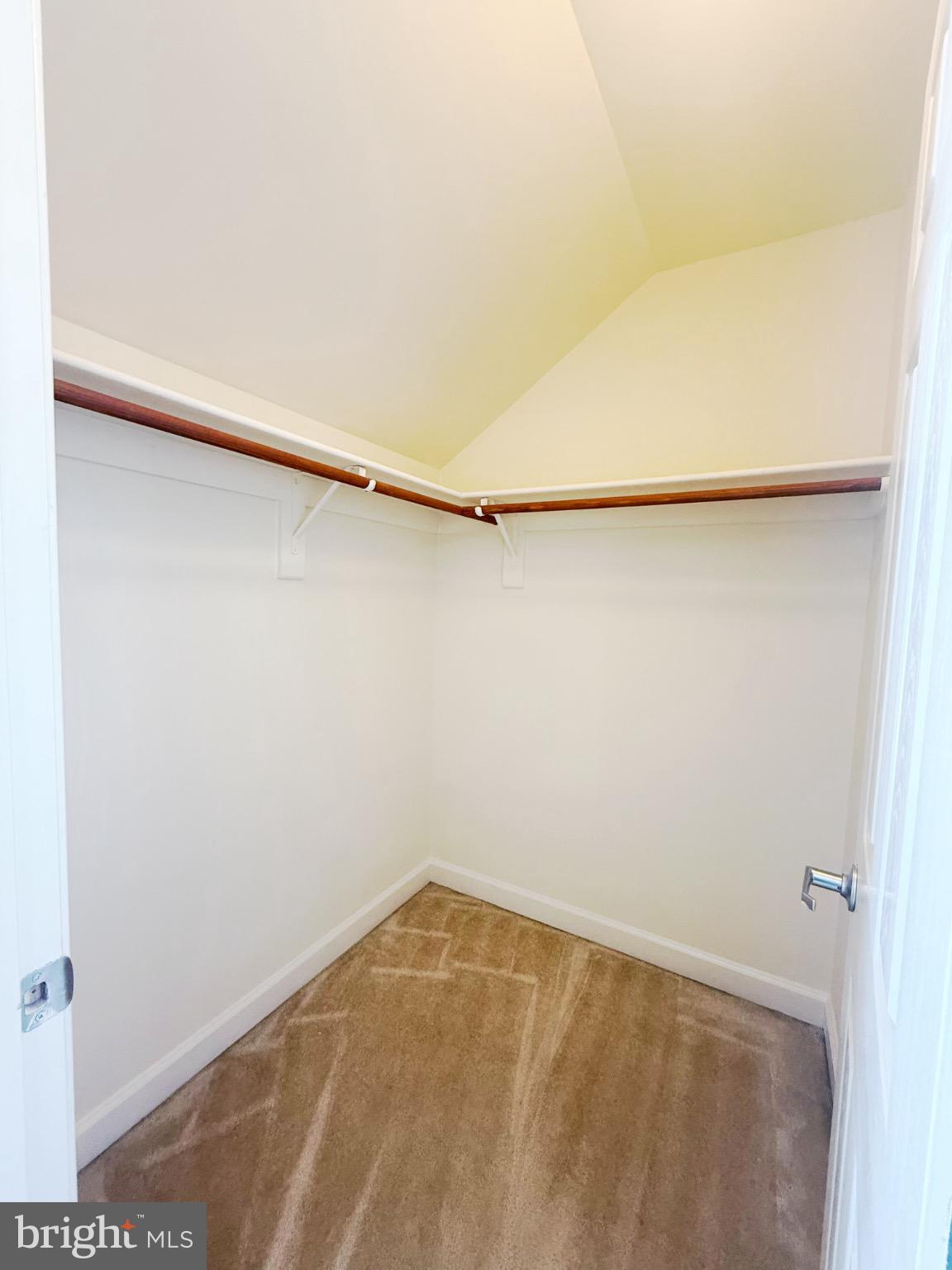 HIDDEN CREEK - Residential Lease