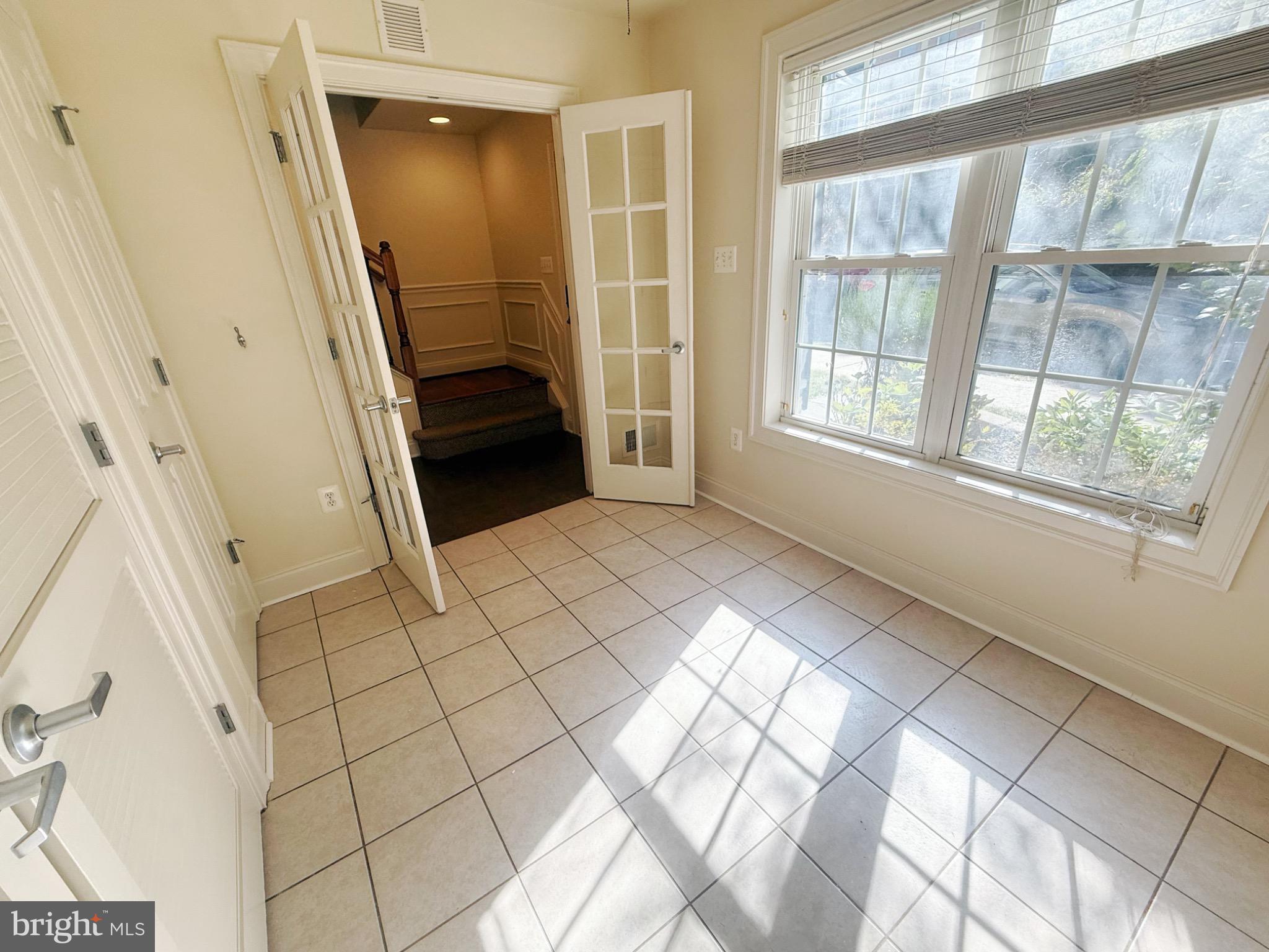 HIDDEN CREEK - Residential Lease