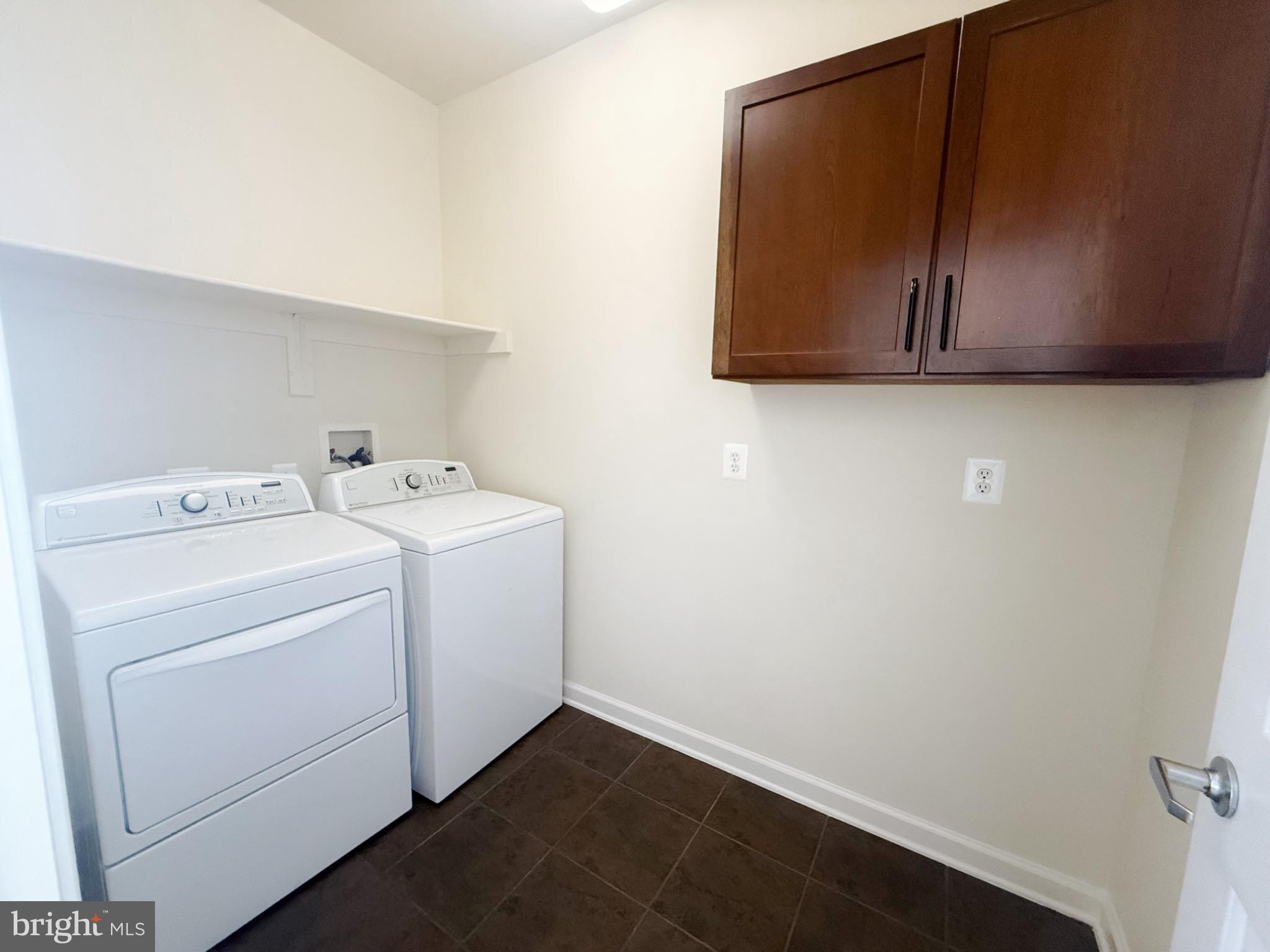 HIDDEN CREEK - Residential Lease