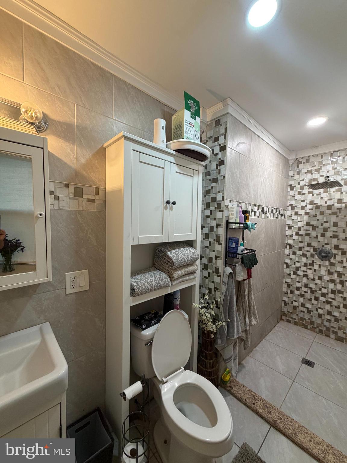 WEST PHILADELPHIA - Residential