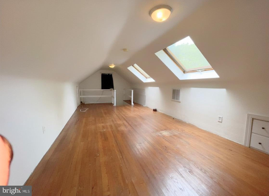UNIVERSITY PARK - Residential
