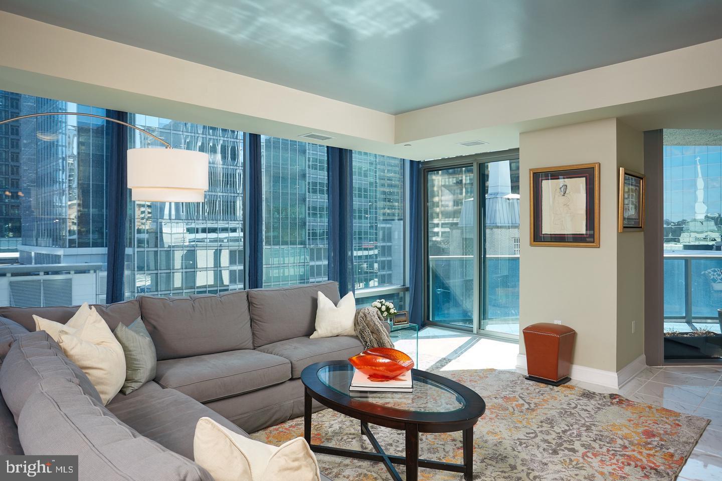 TURNBERRY TOWER - Residential Lease