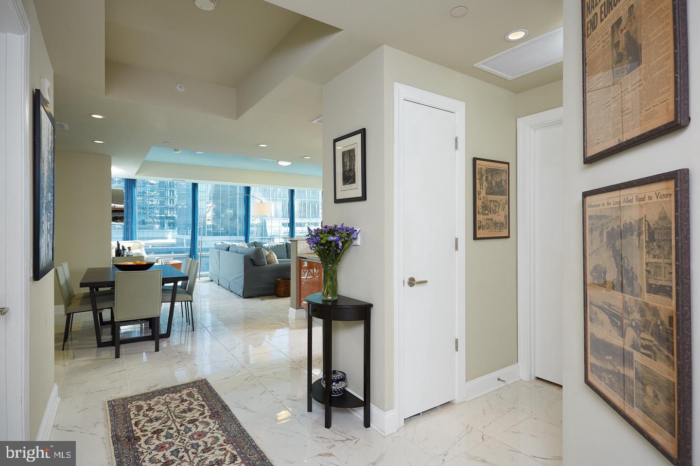 TURNBERRY TOWER - Residential Lease