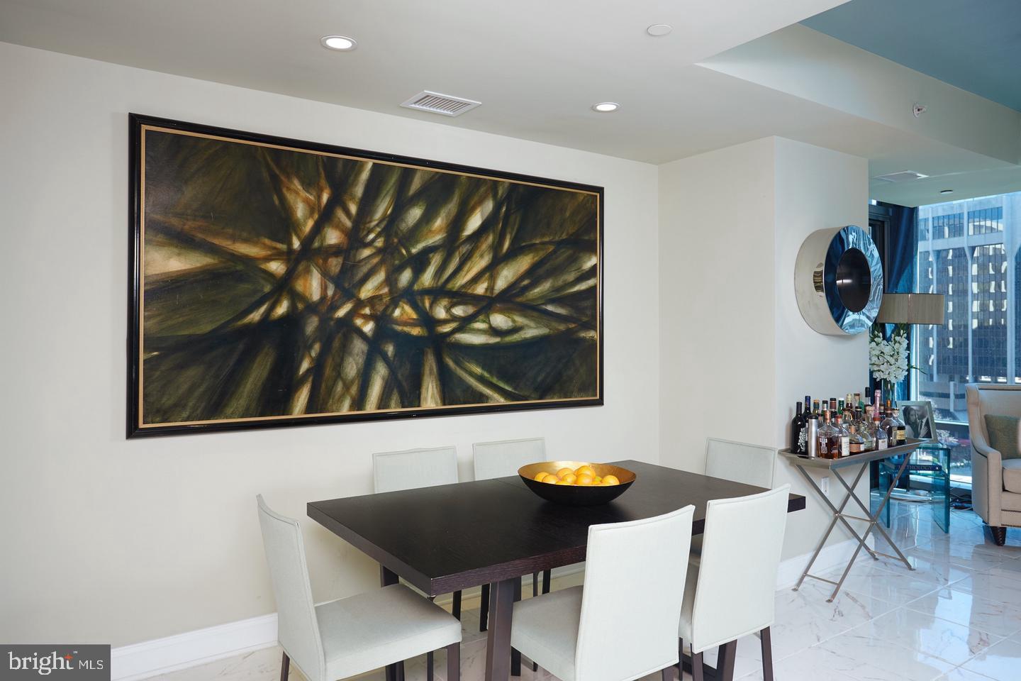 TURNBERRY TOWER - Residential Lease