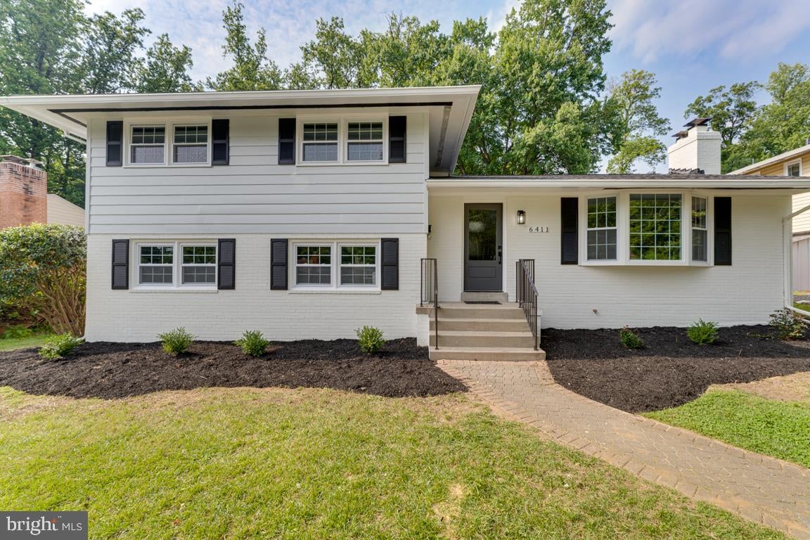 6411 EARLHAM DRIVE