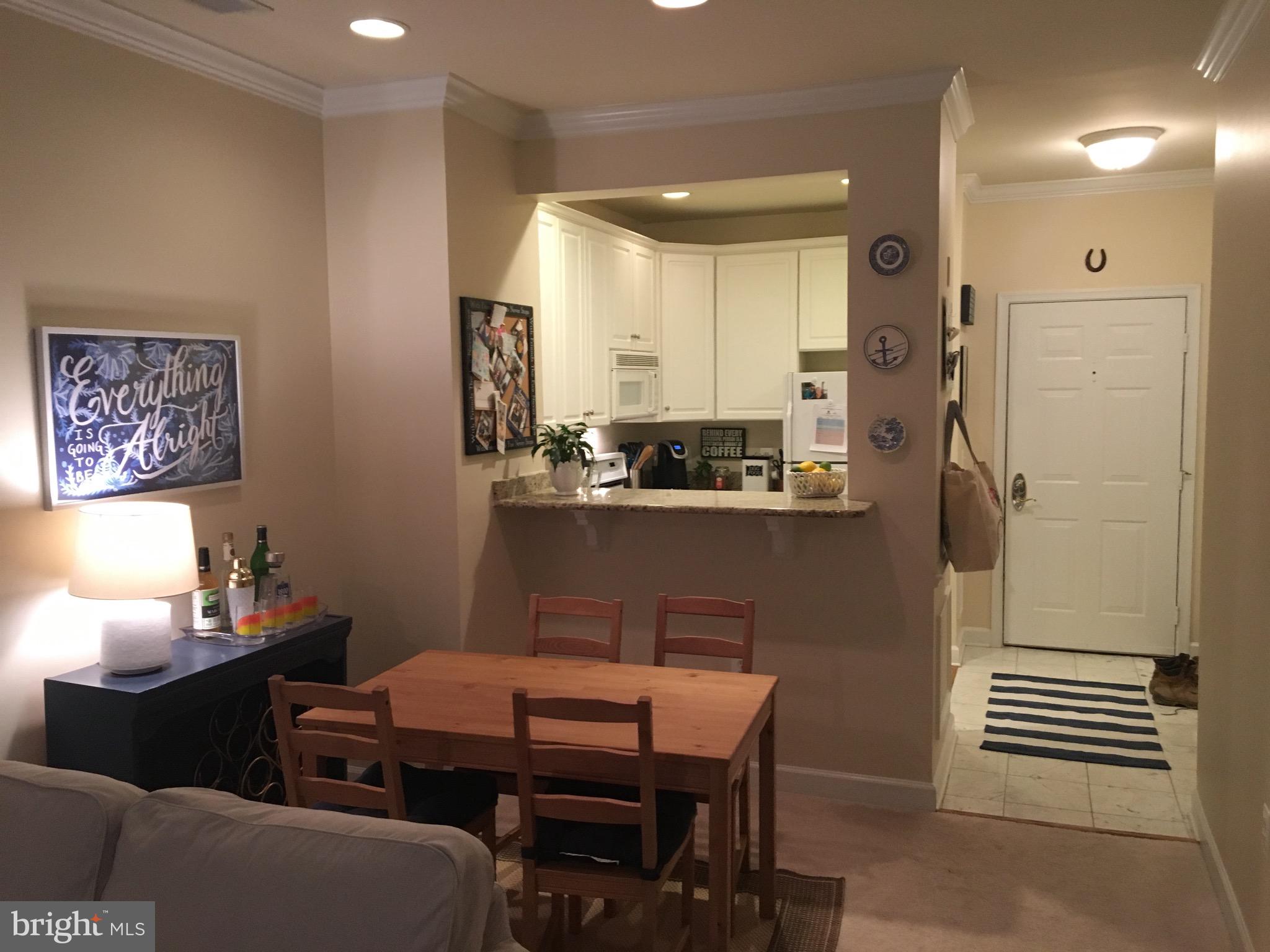 COURTHOUSE HILL - Residential Lease