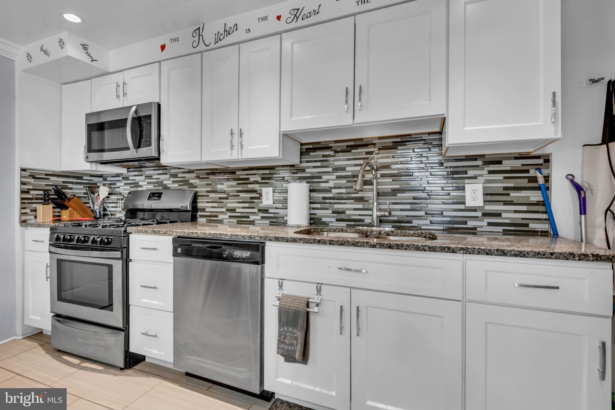 CEDONIA - Residential