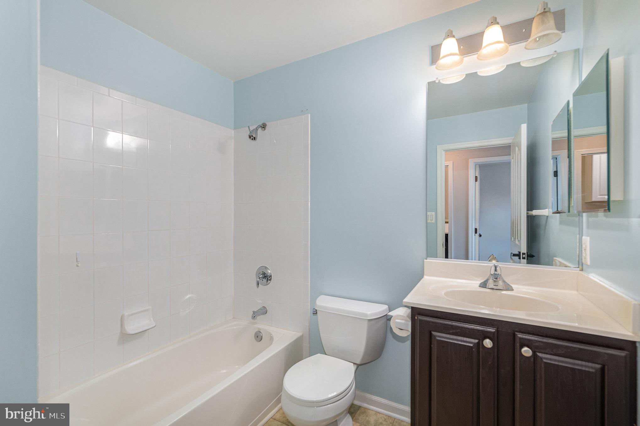 HICKORY OVERLOOK - Residential