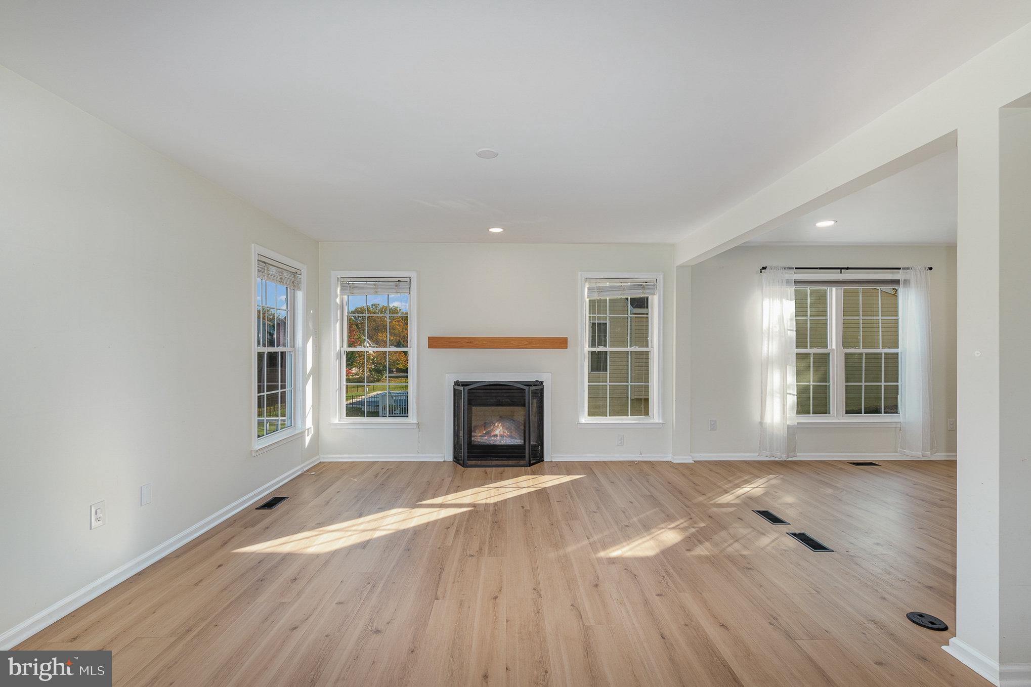 HICKORY OVERLOOK - Residential