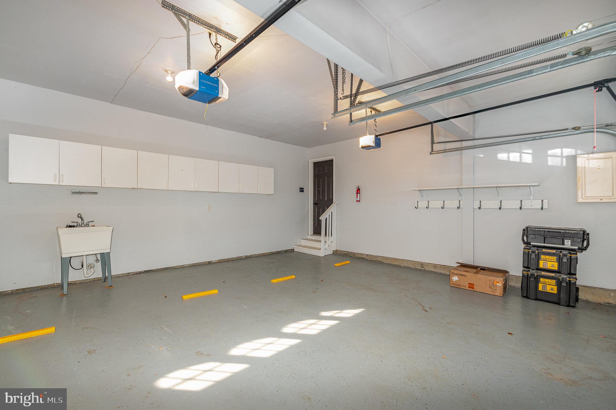 HICKORY OVERLOOK - Residential