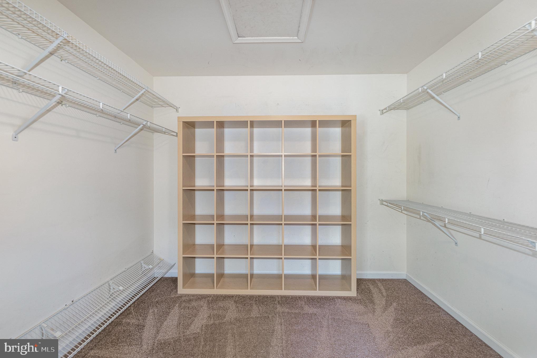 HICKORY OVERLOOK - Residential