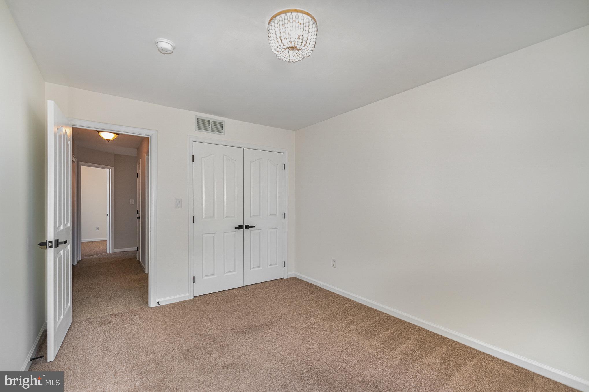 HICKORY OVERLOOK - Residential